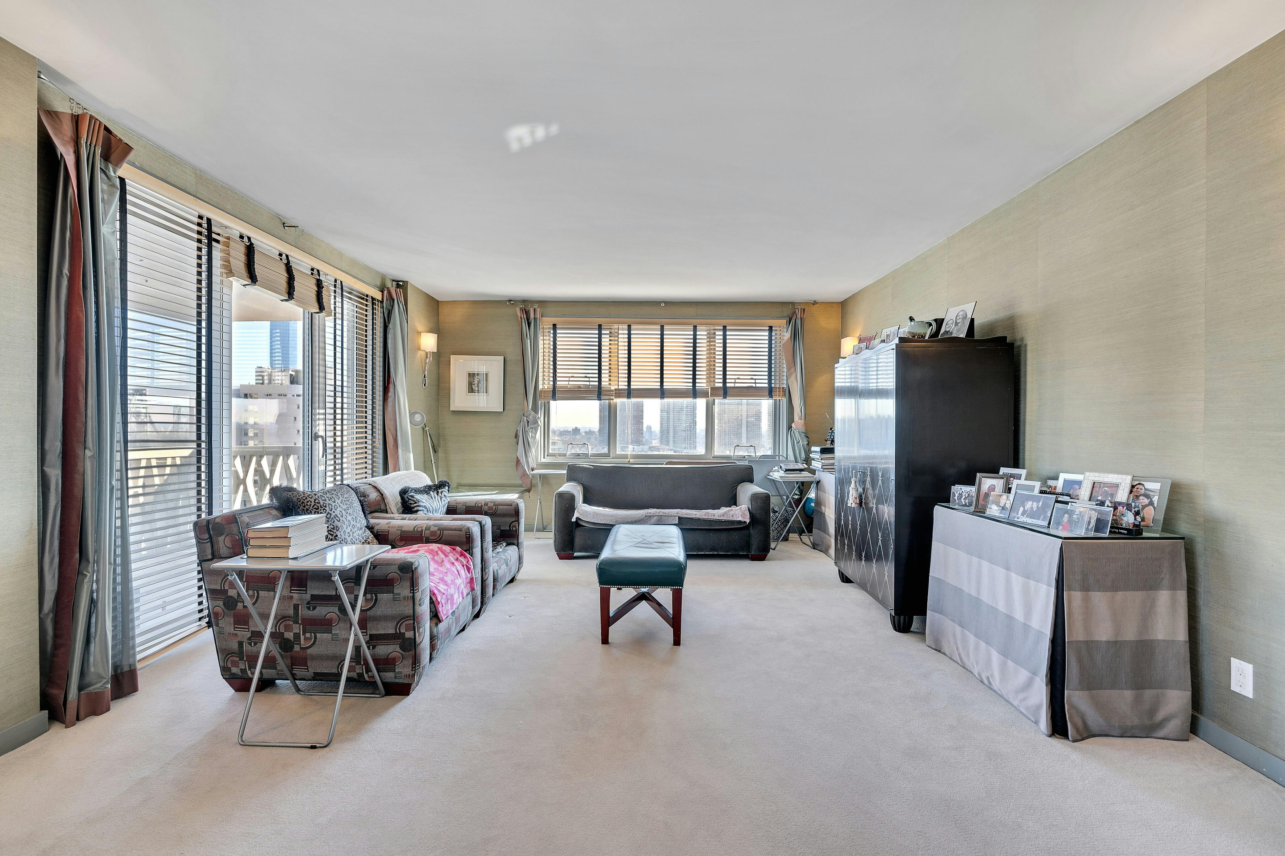 2000 Linwood Avenue Unit# 14S