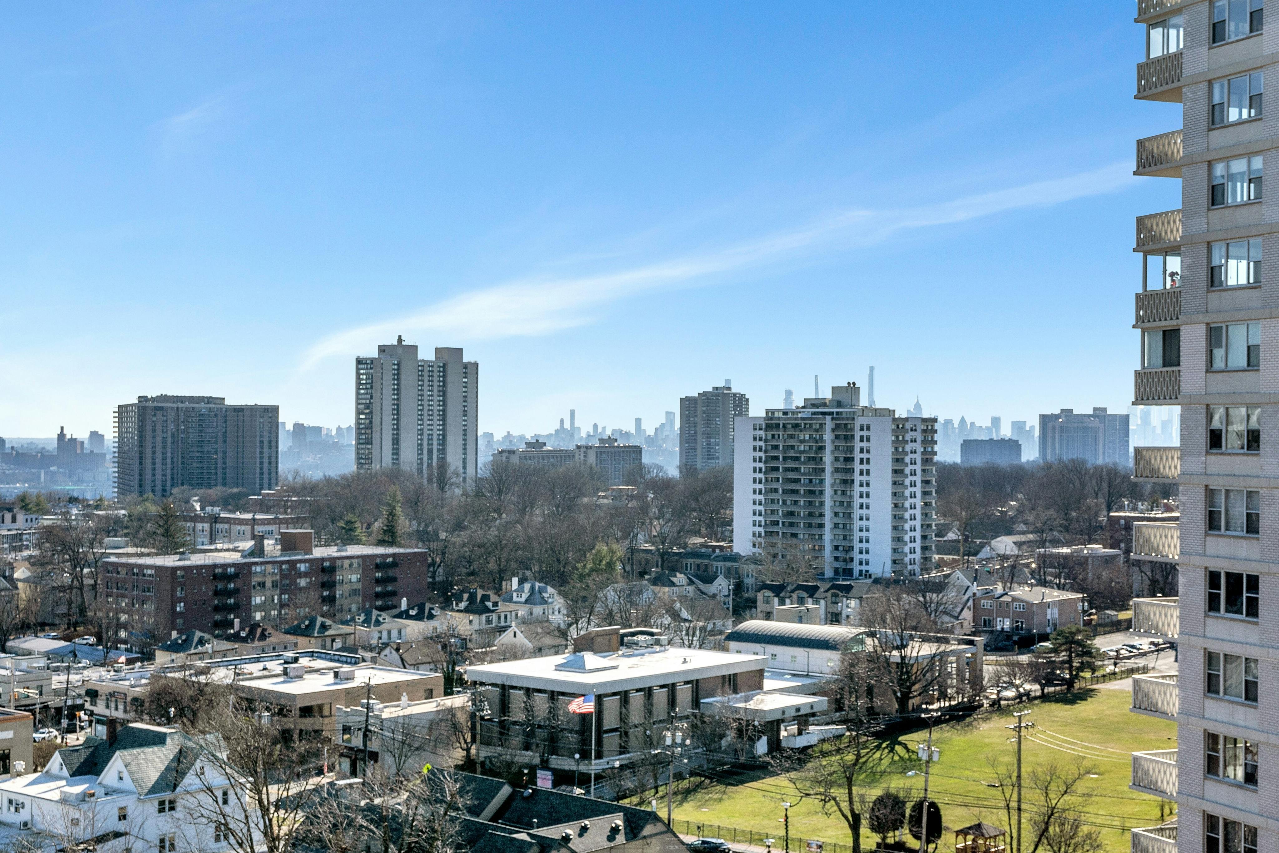 2000 Linwood Avenue Unit# 14S