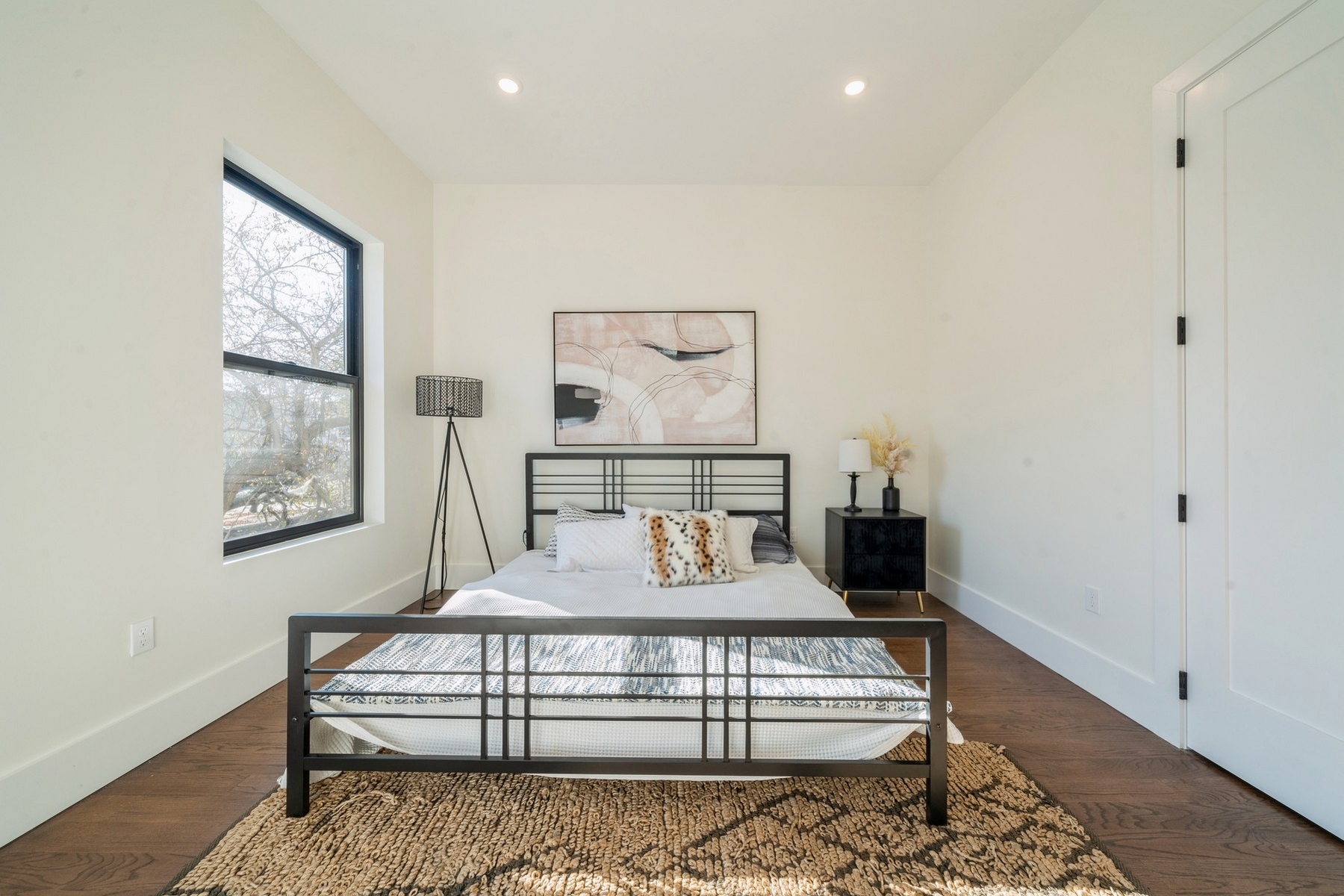 226 Nunda Ave Unit# 2