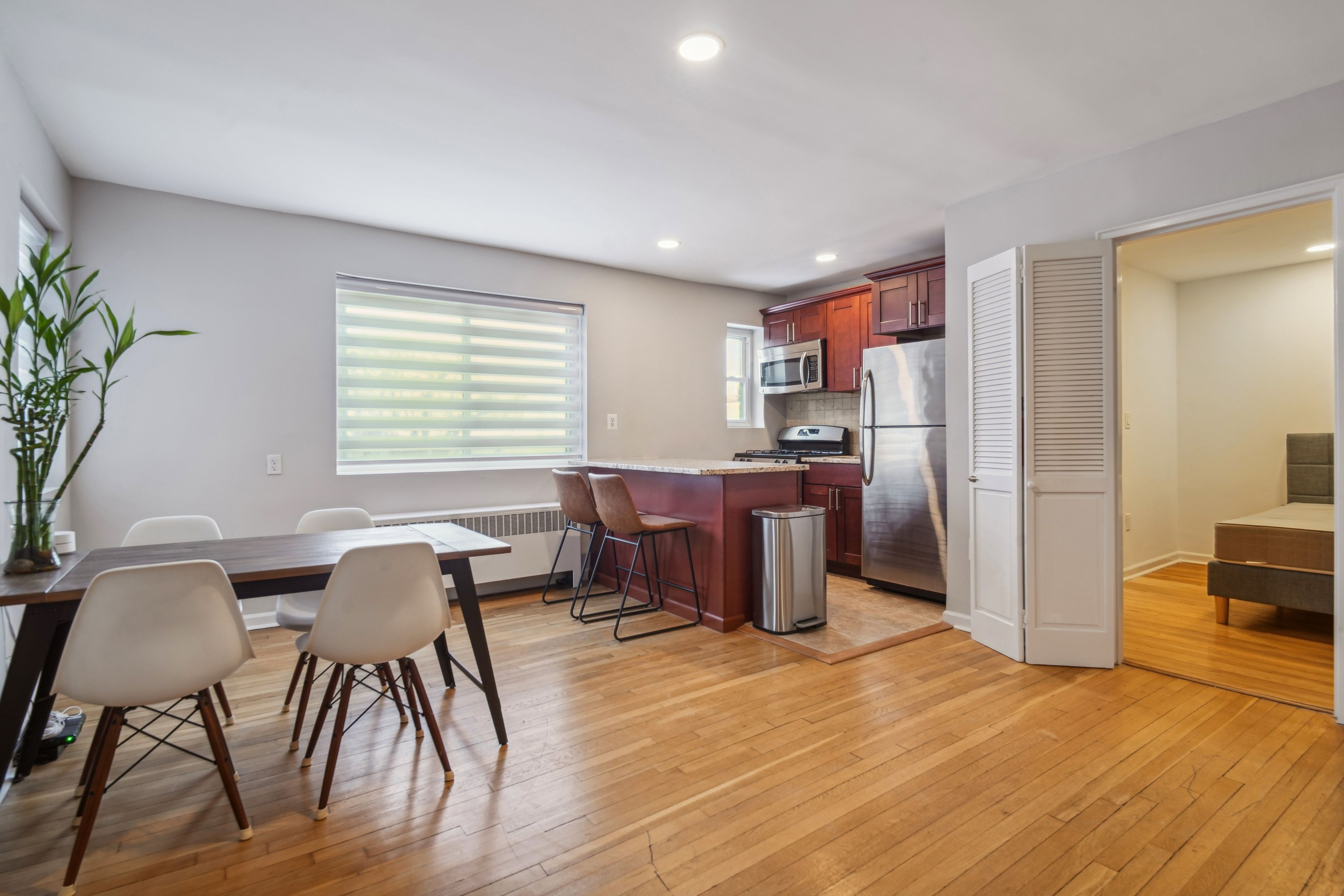 210 Woodcliff Avenue Unit# 1E