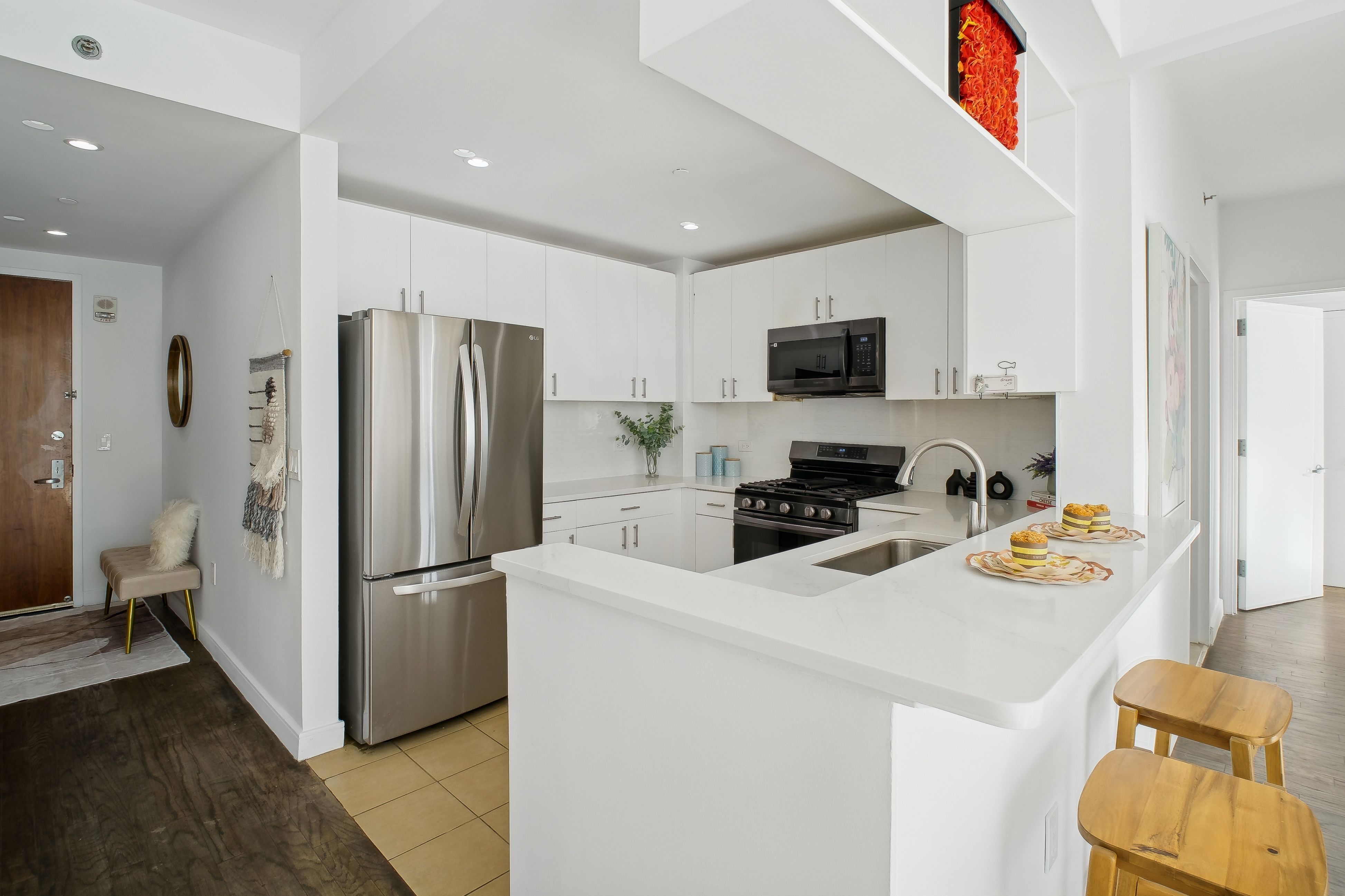 1 Shore Lane Apt 2011 