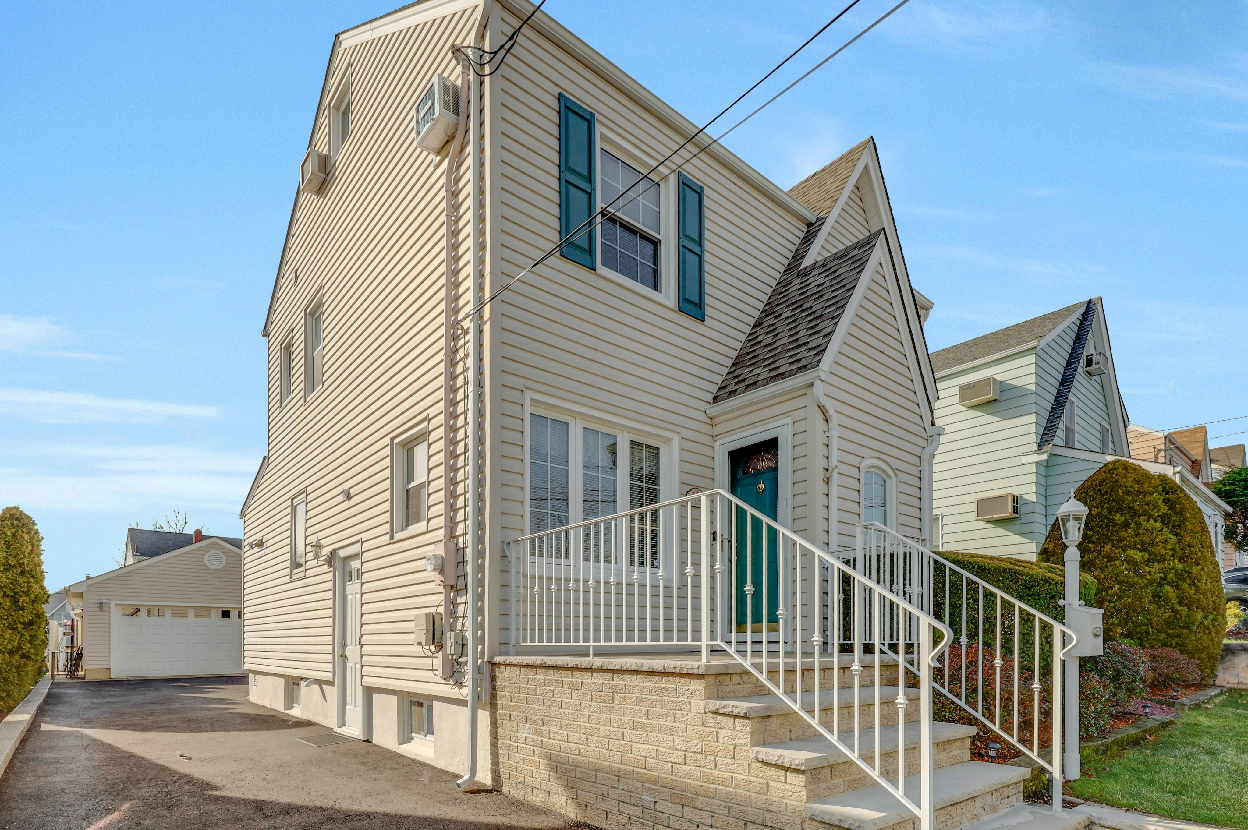 482 Windsor Road 