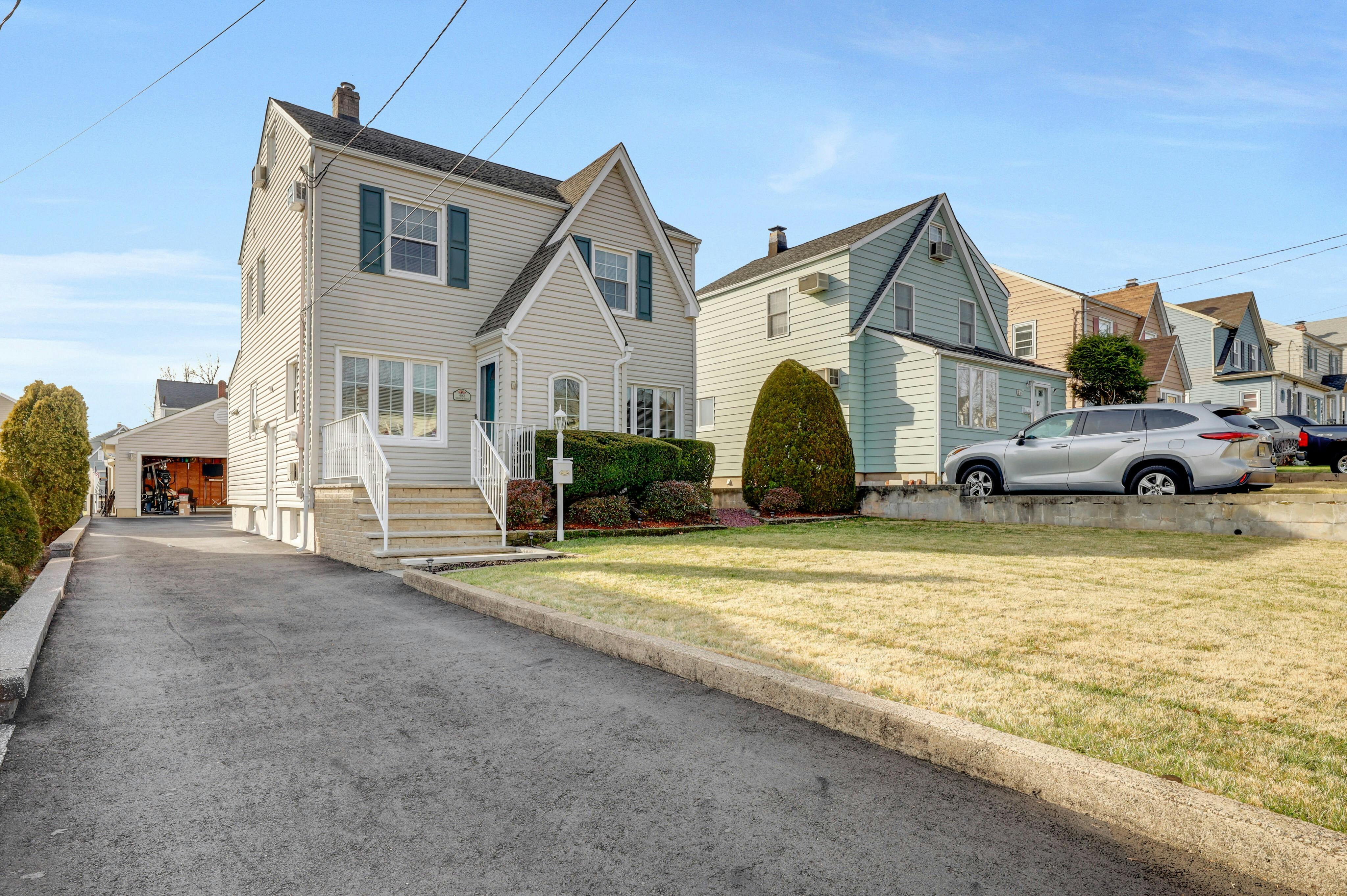 482 Windsor Road 