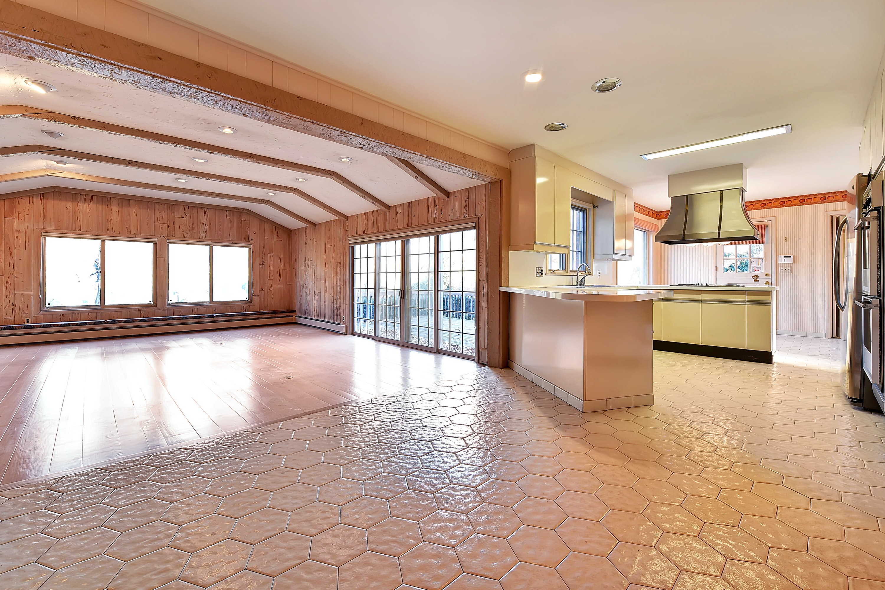 8 Duck Pond Road