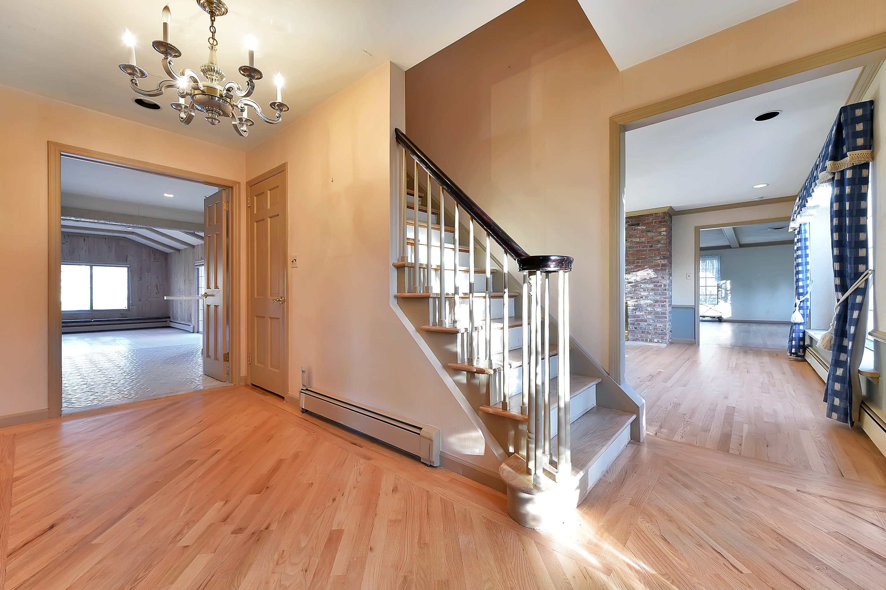 8 Duck Pond Road