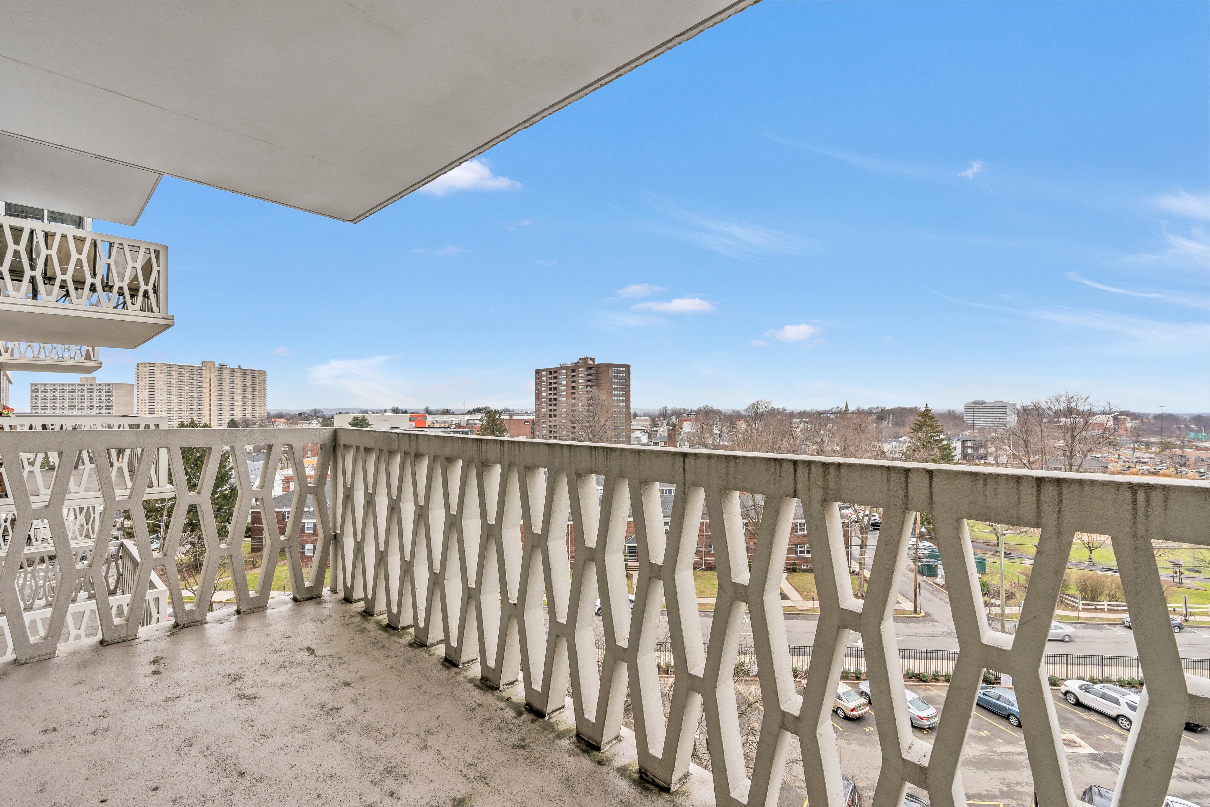 2000 Linwood Avenue Unit# 7F