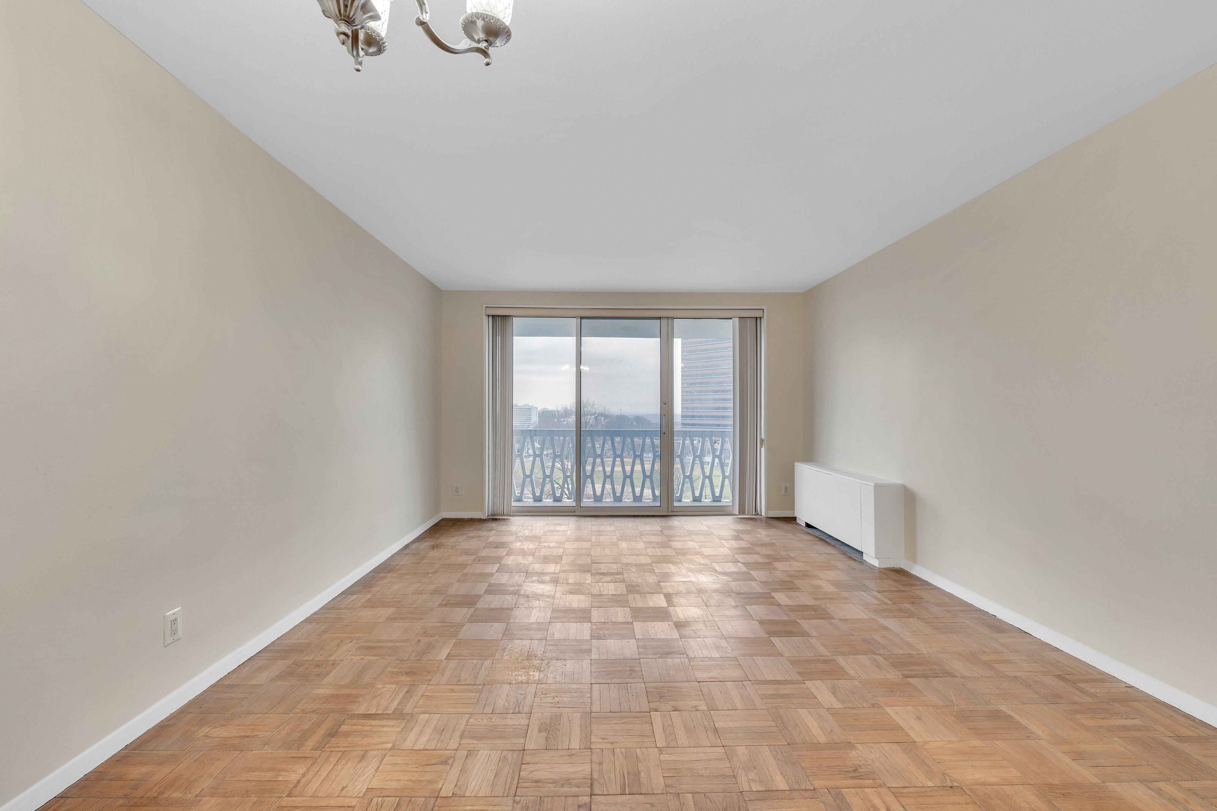 2000 Linwood Avenue Unit# 7F