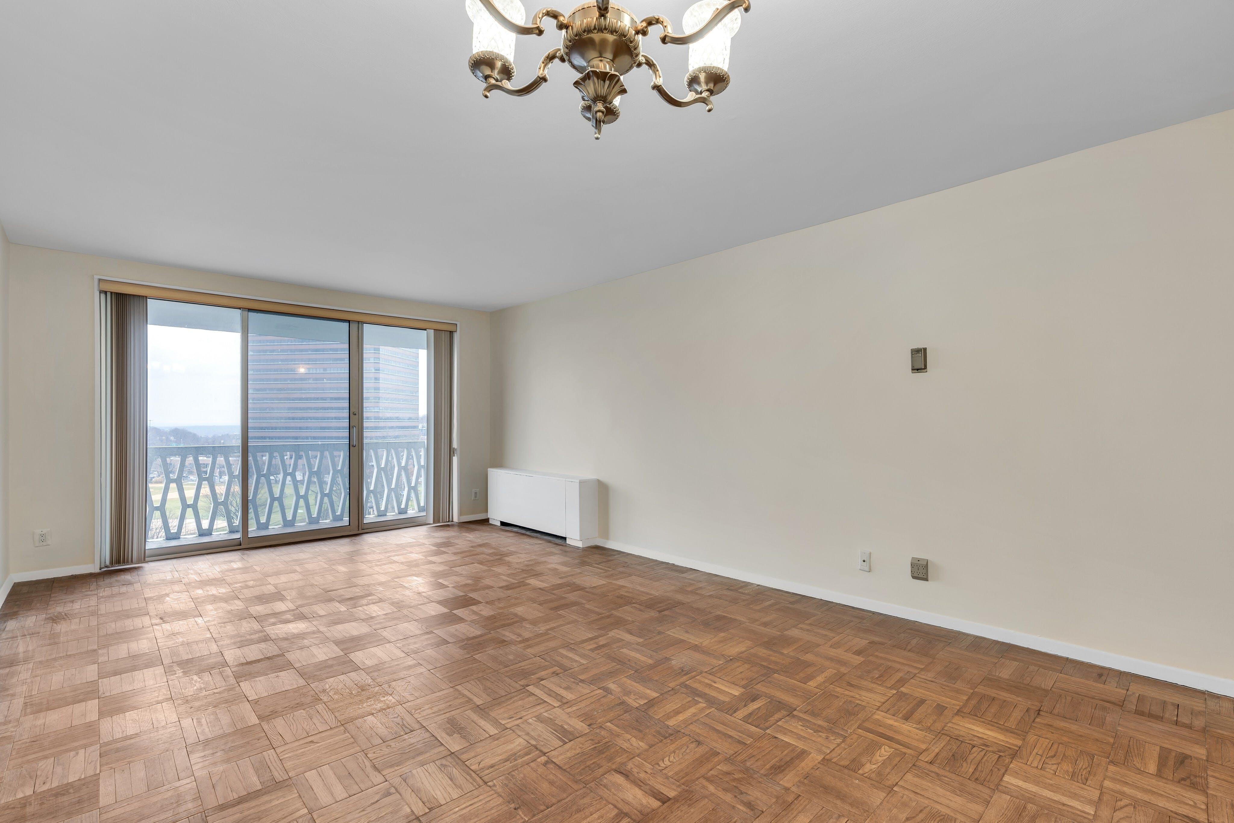 2000 Linwood Avenue Unit# 7F