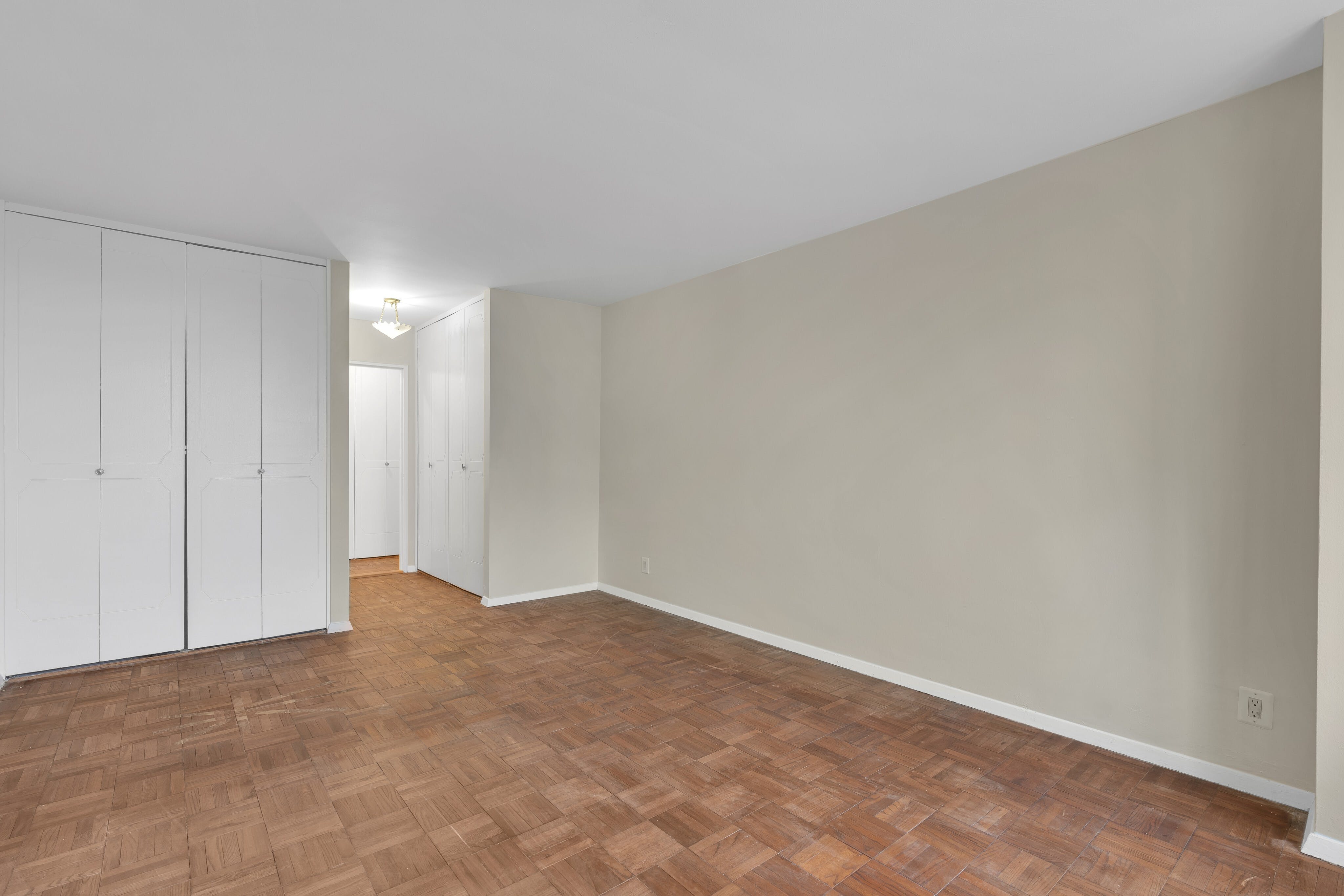 2000 Linwood Avenue Unit# 7F