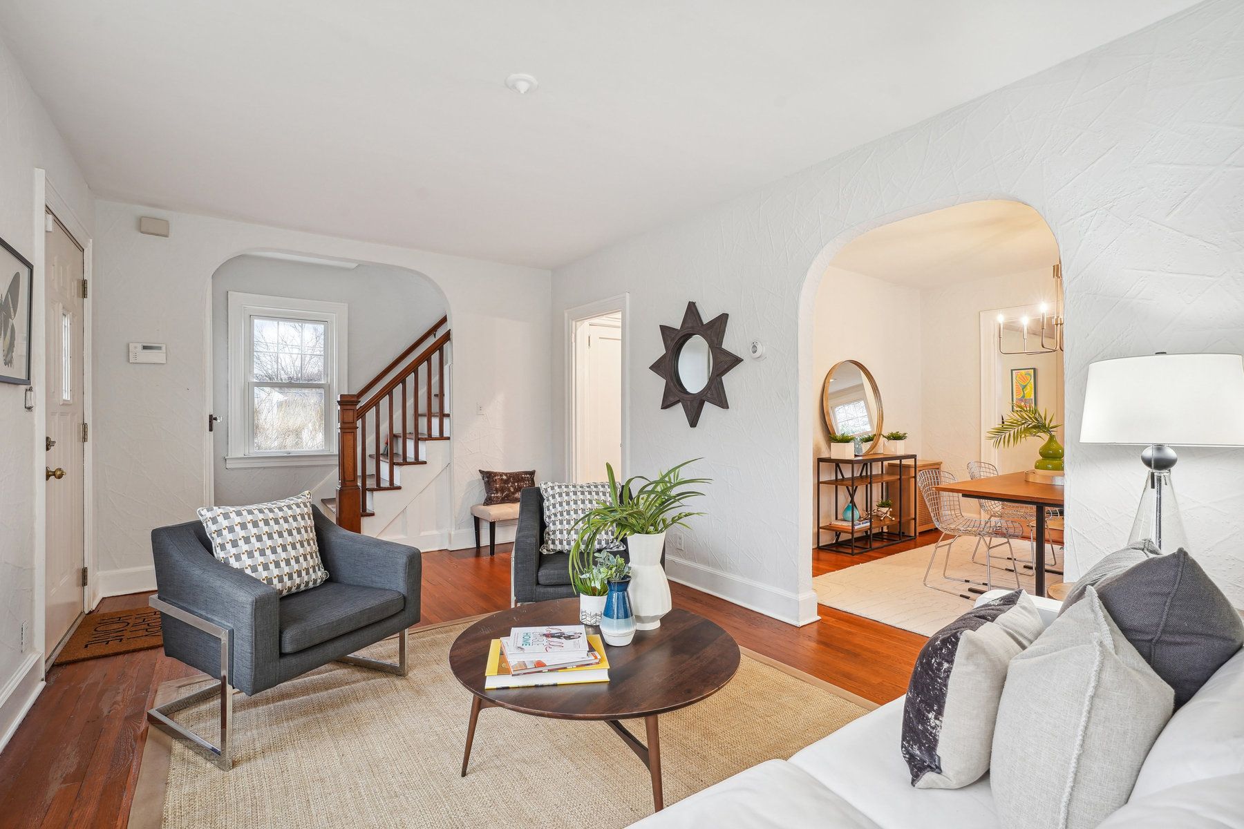 10 Mountain Avenue 