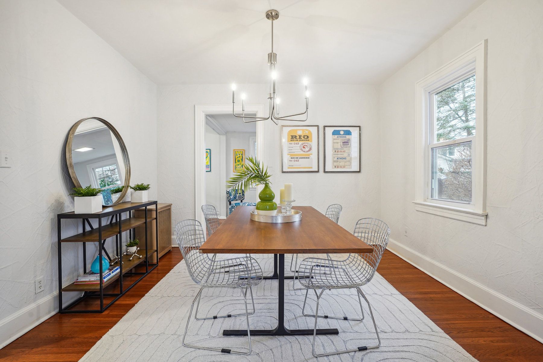 10 Mountain Avenue 
