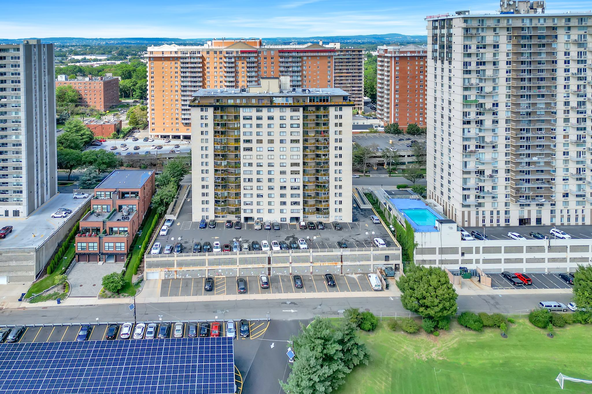 150 Overlook Avenue Unit# 4J