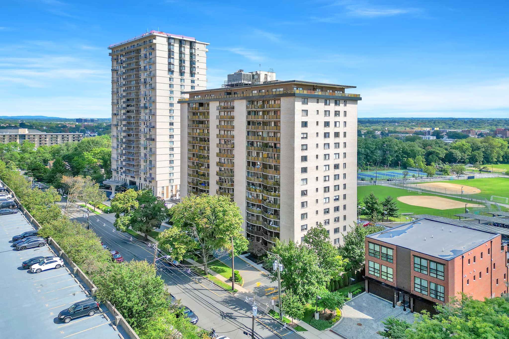 150 Overlook Avenue Unit# 4J