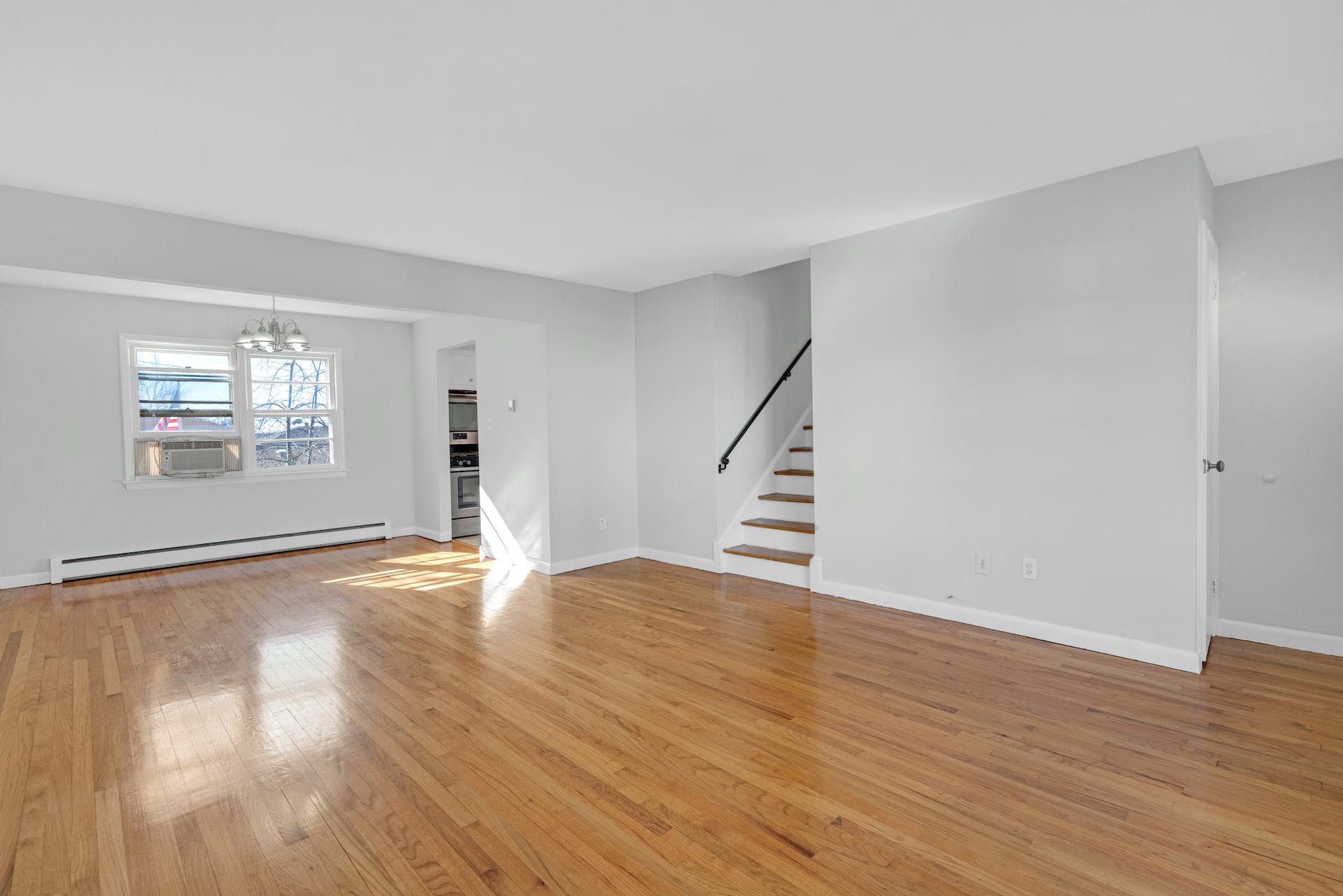 407 Thompson Street