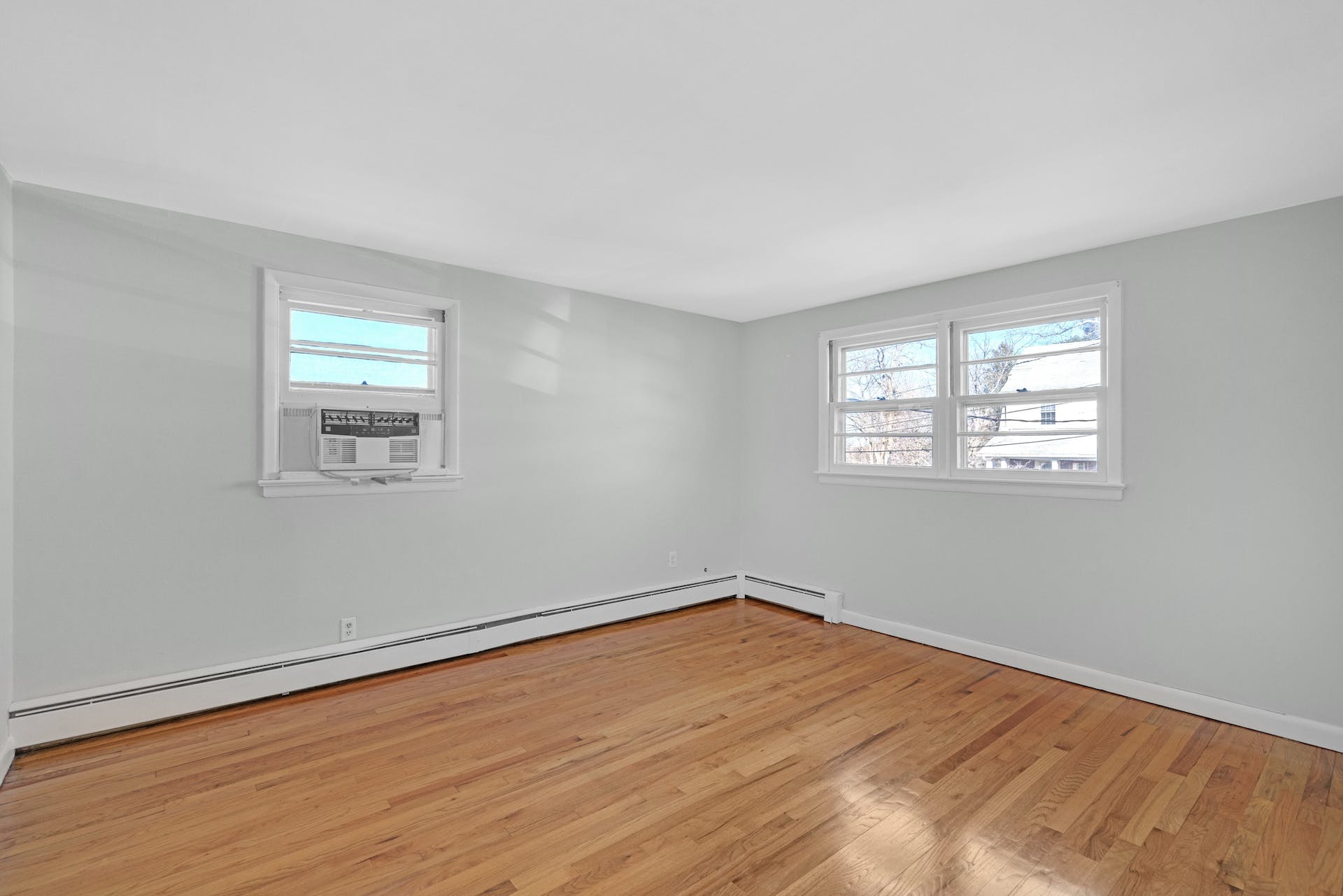 407 Thompson Street