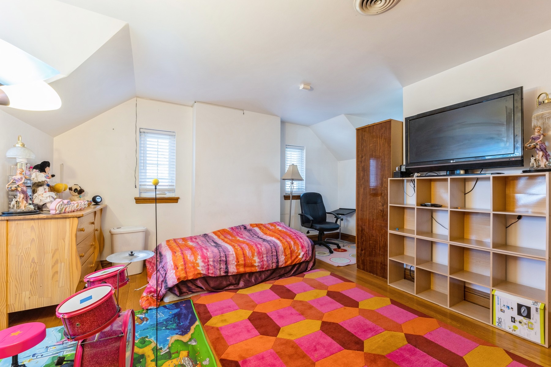 139 Edgemont Place