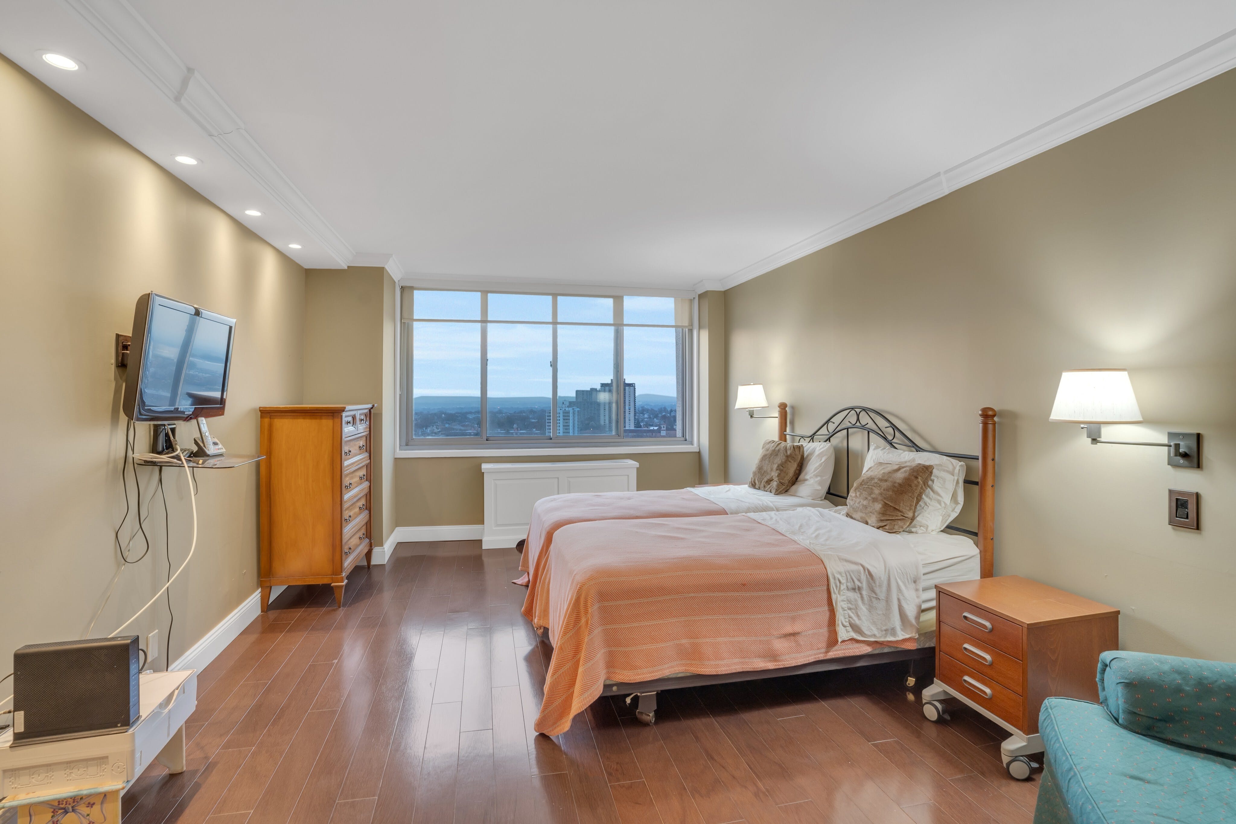 1600 Parker Avenue Unit# 21A