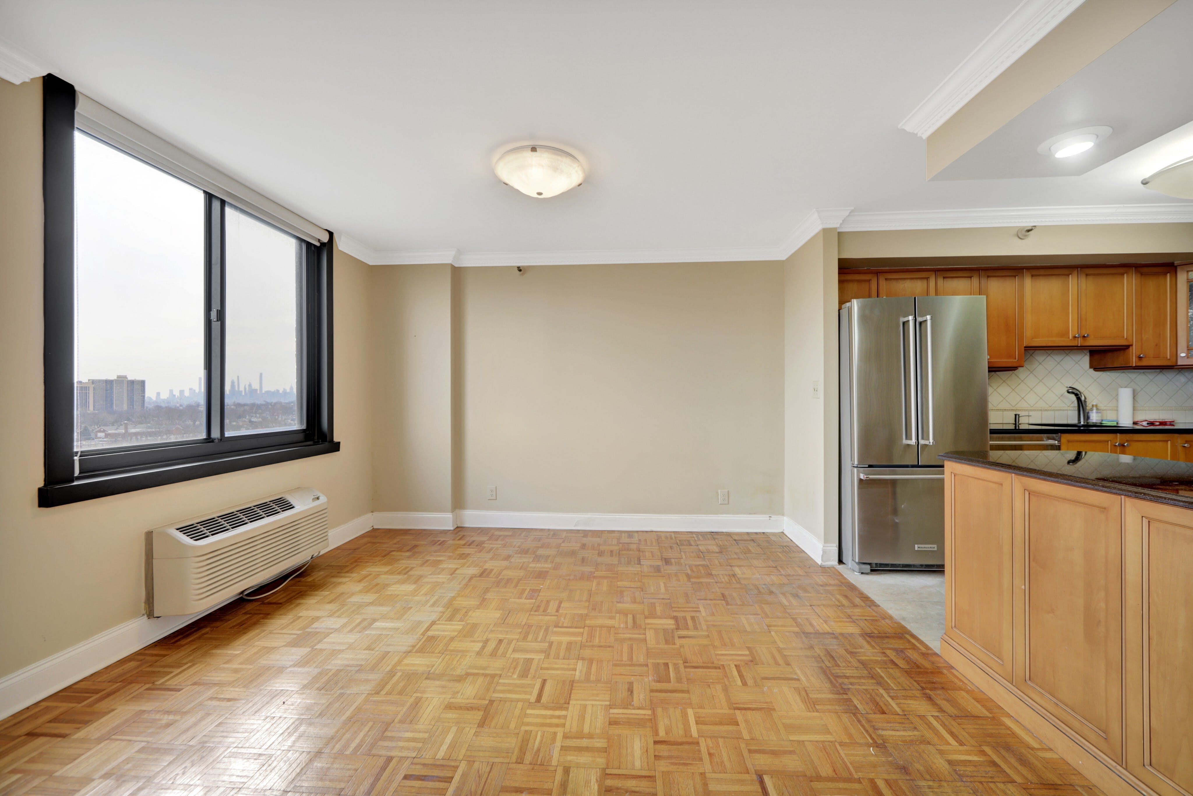1265 15th Street Unit# 11J