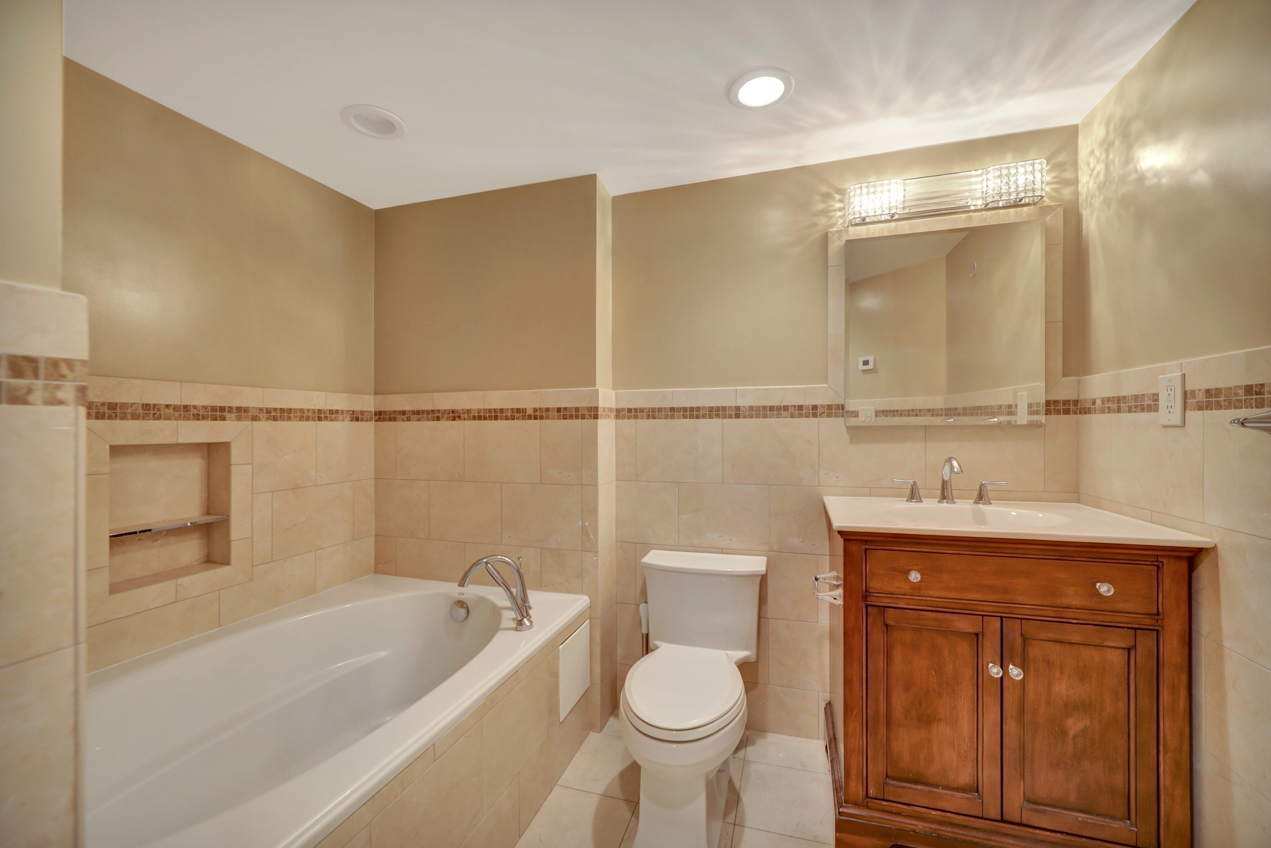 1265 15th Street Unit# 11J