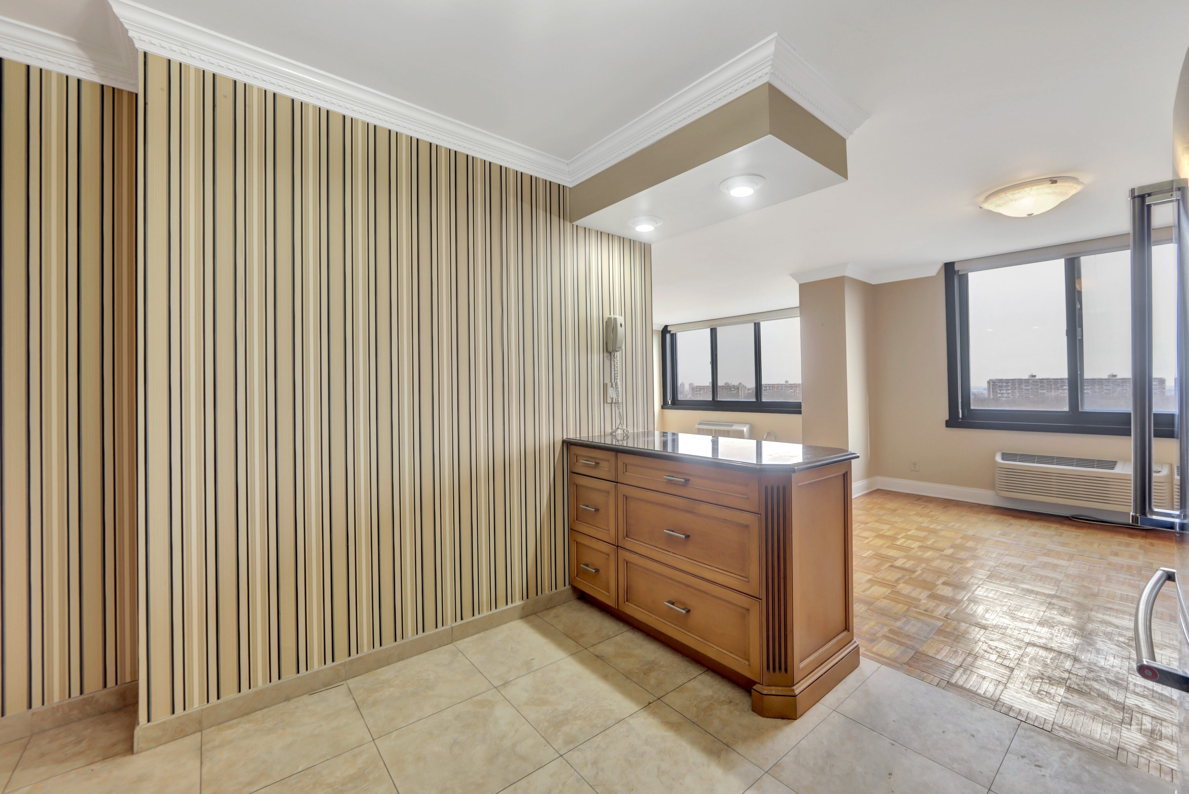 1265 15th Street Unit# 11J