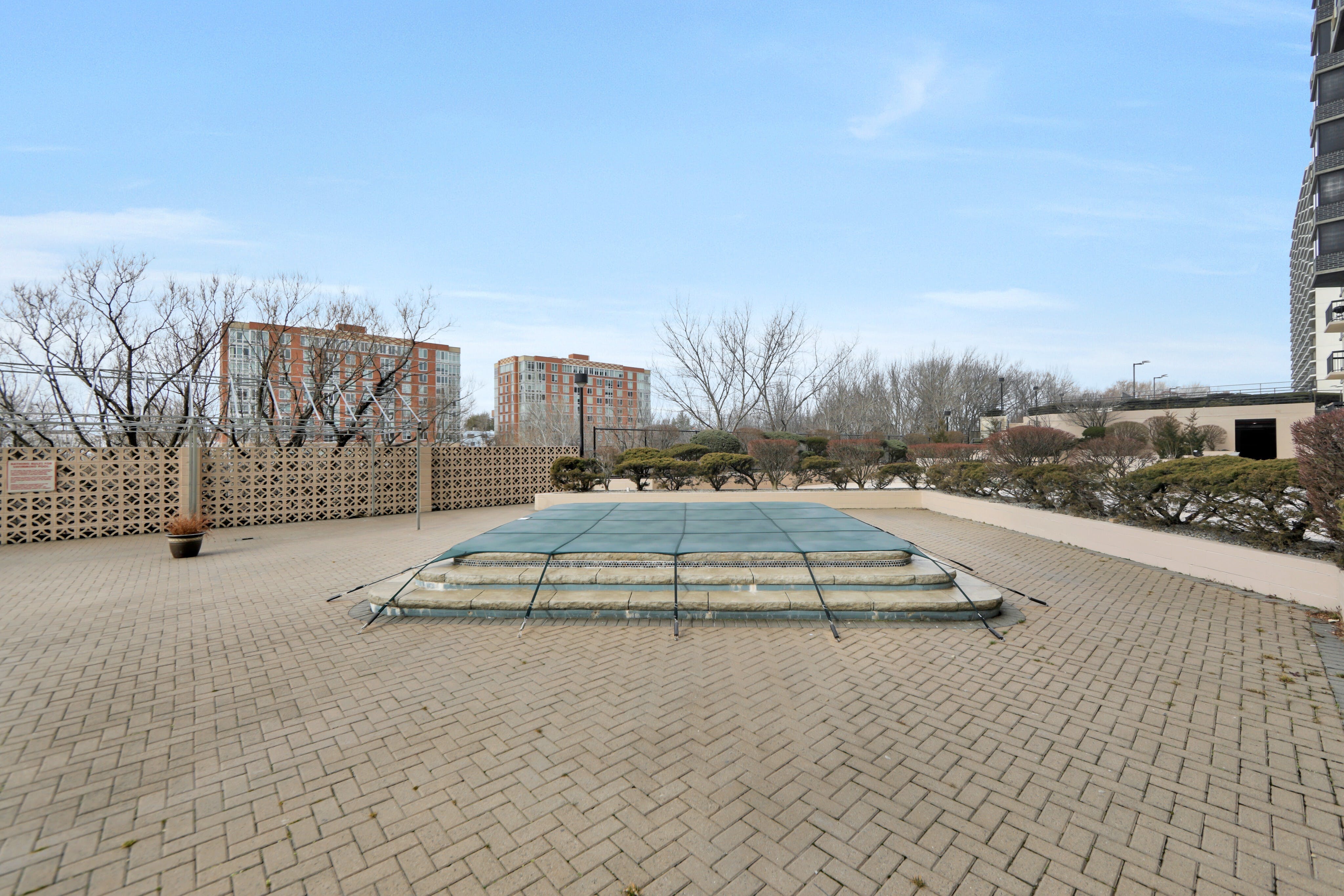 1265 15th Street Unit# 11J