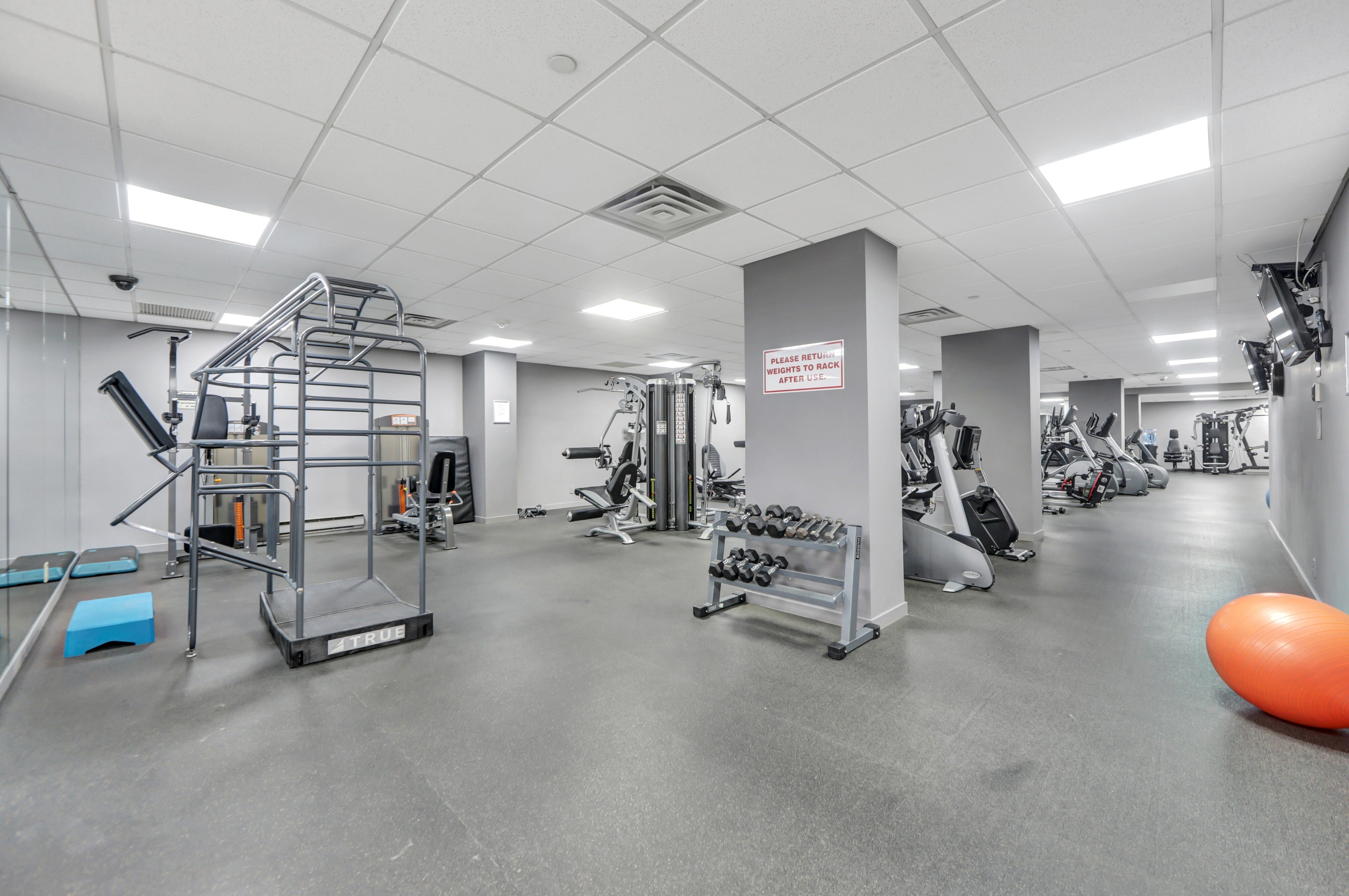 1265 15th Street Unit# 11J