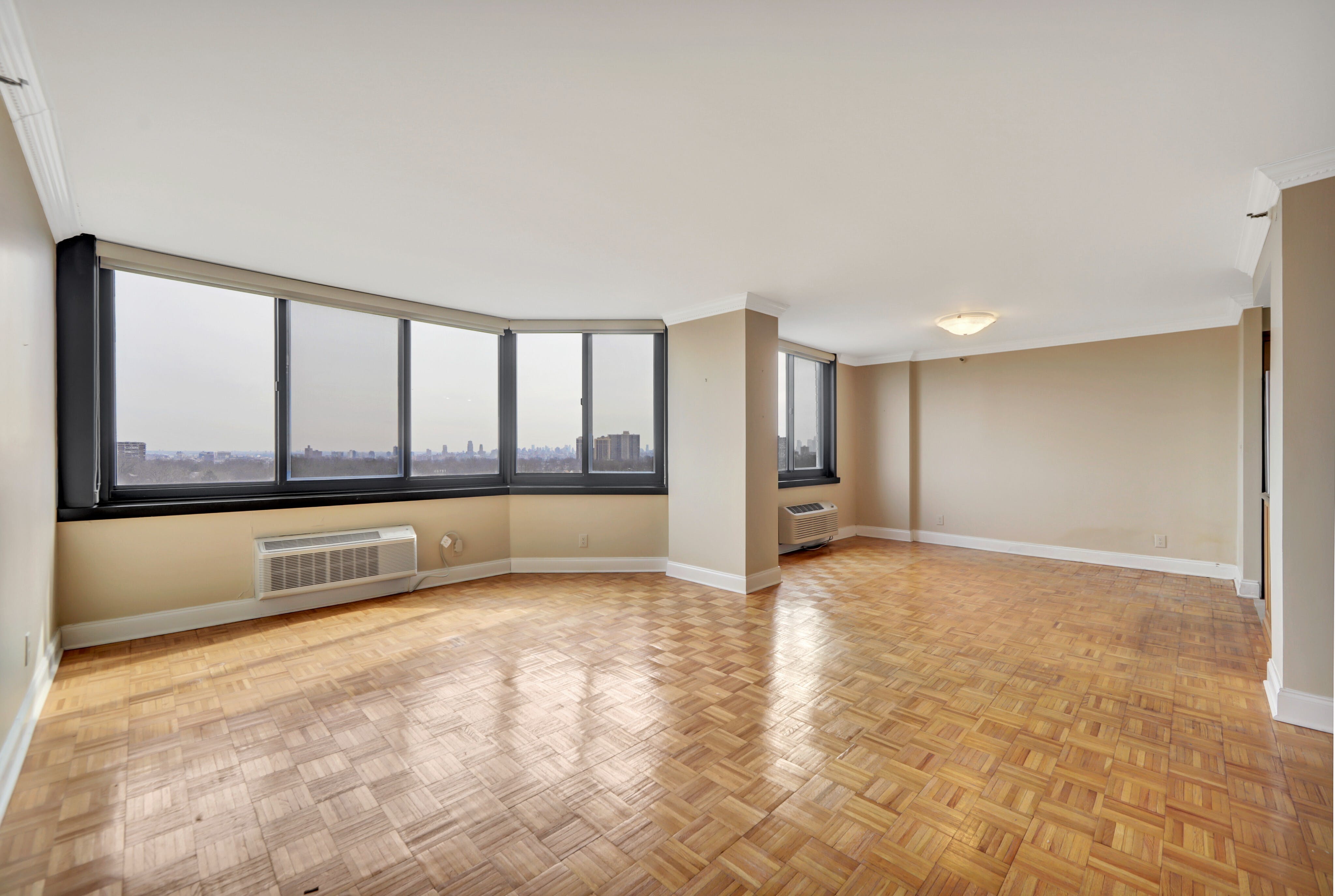 1265 15th Street Unit# 11J