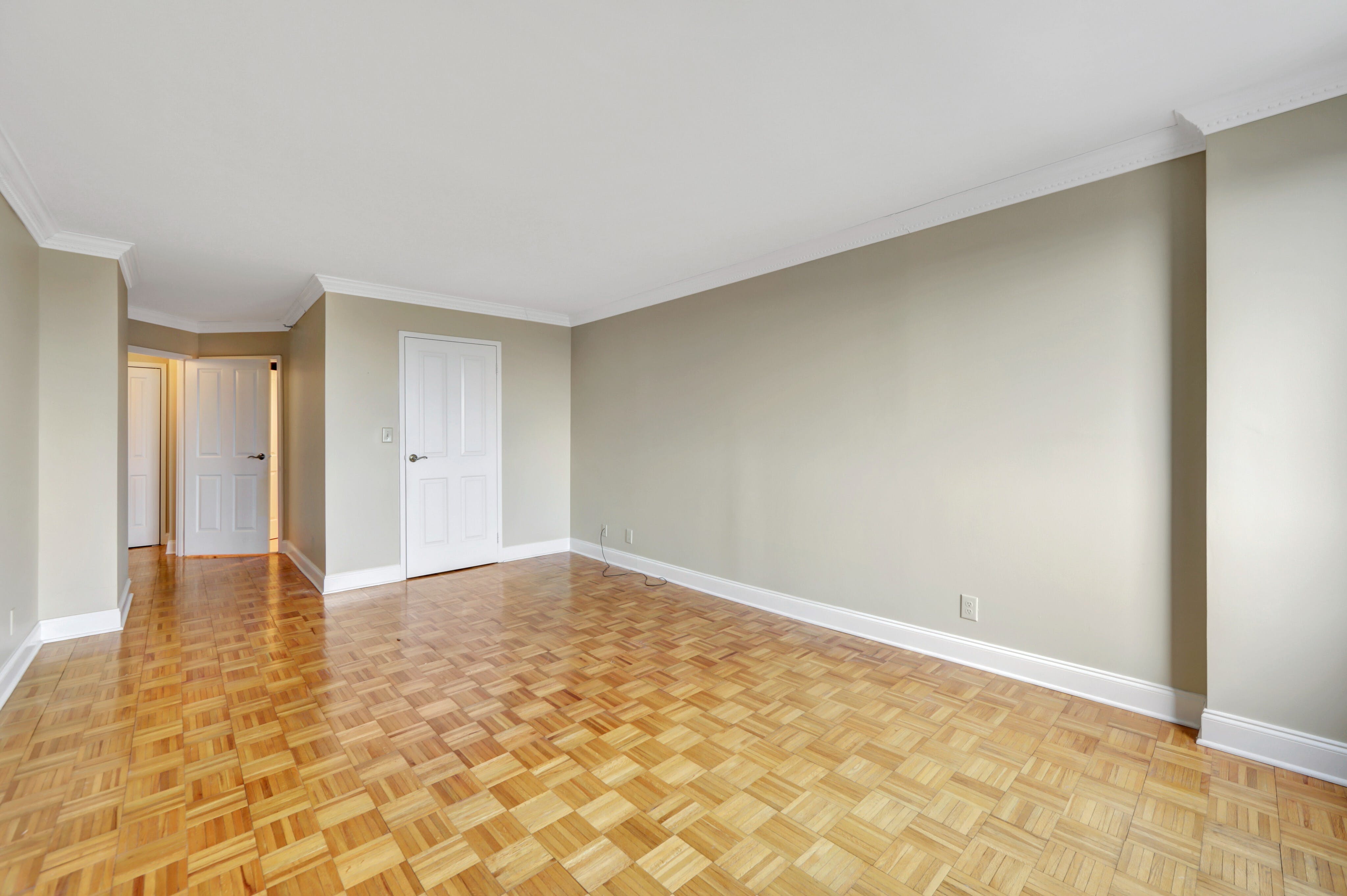 1265 15th Street Unit# 11J