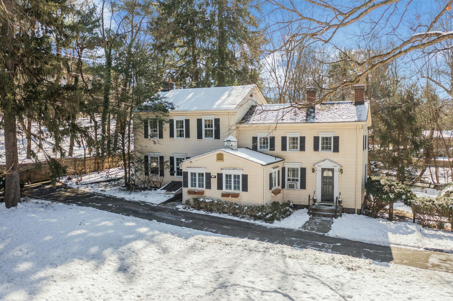 622 East Saddle River Road 