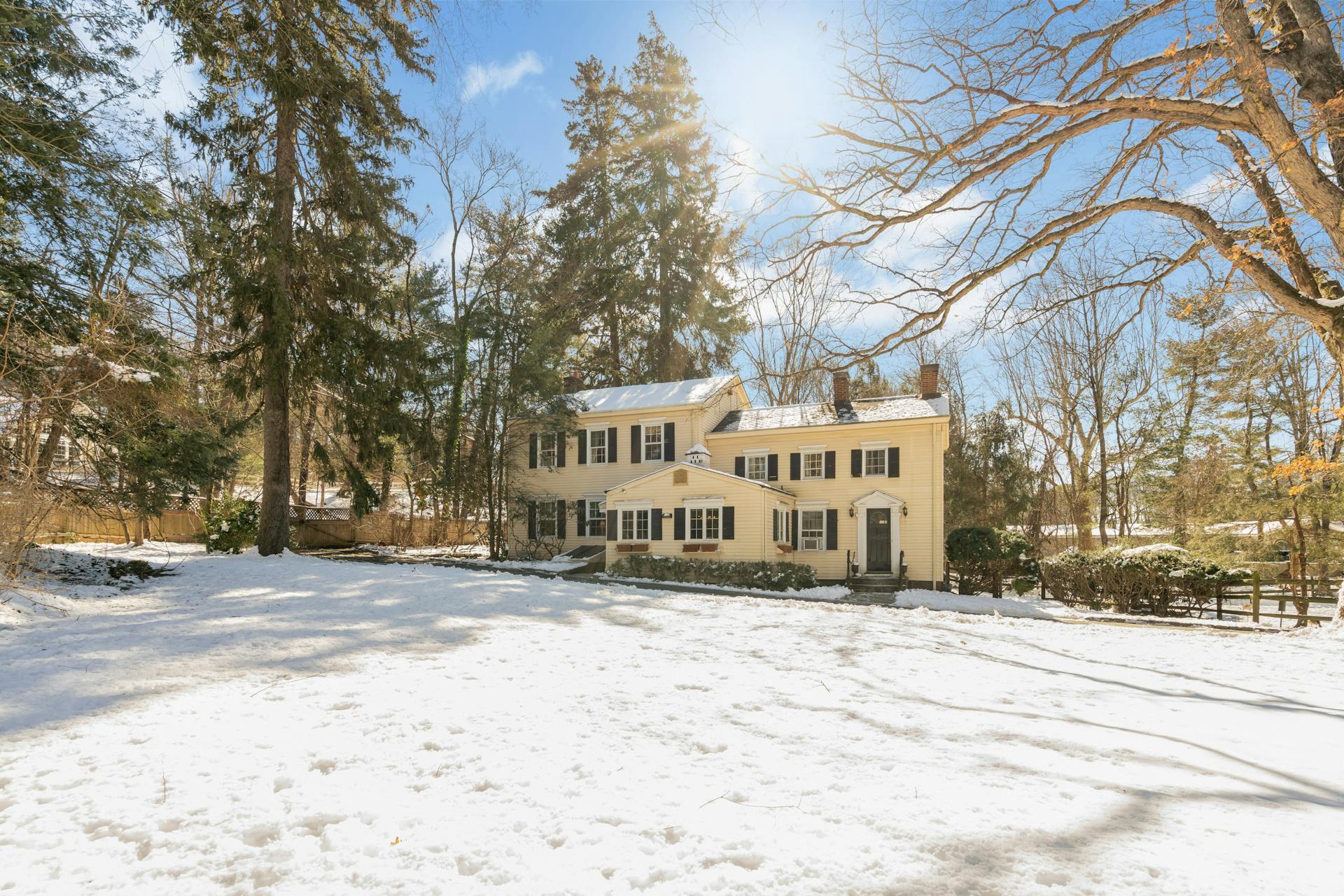 622 East Saddle River Road 