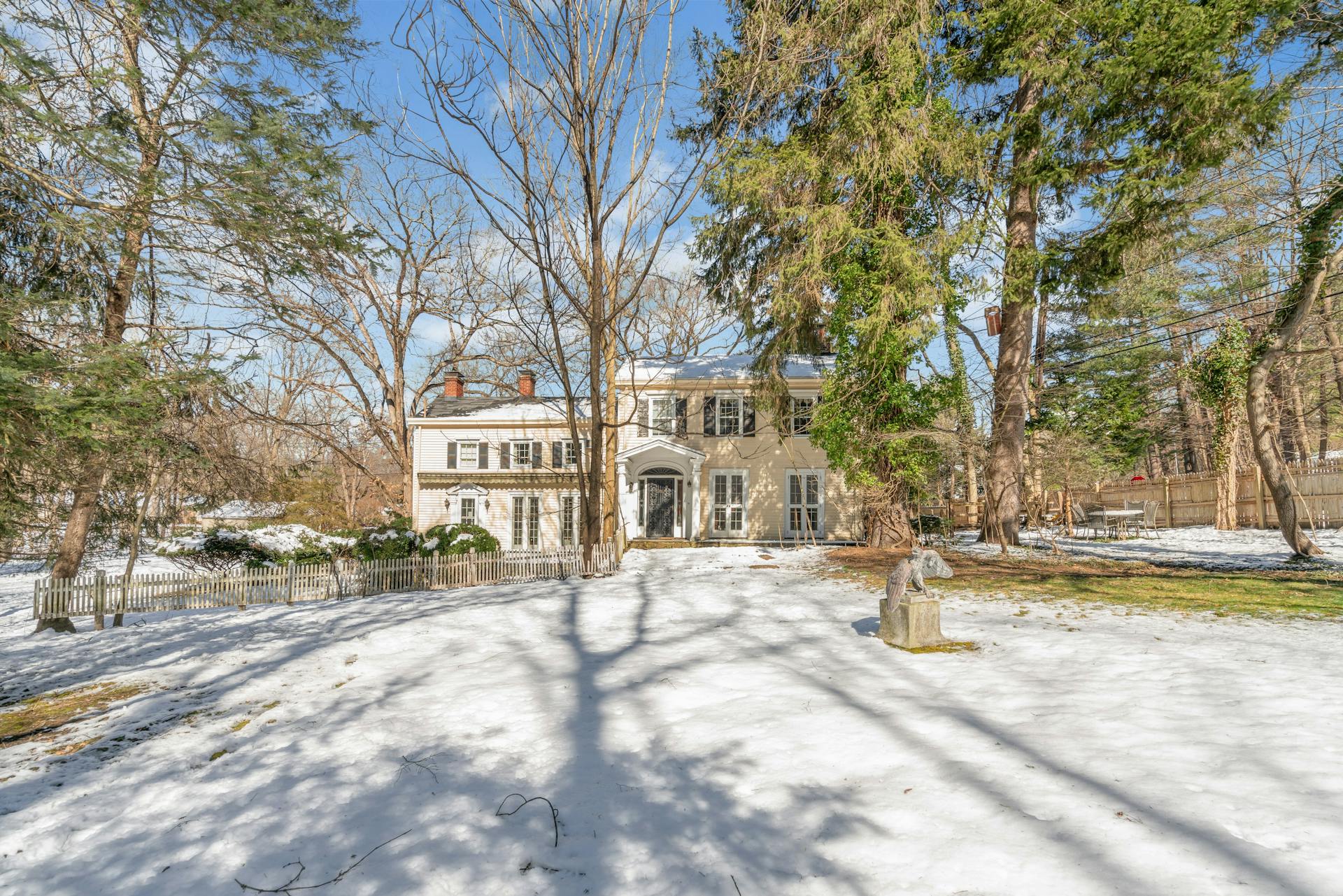 622 East Saddle River Road 