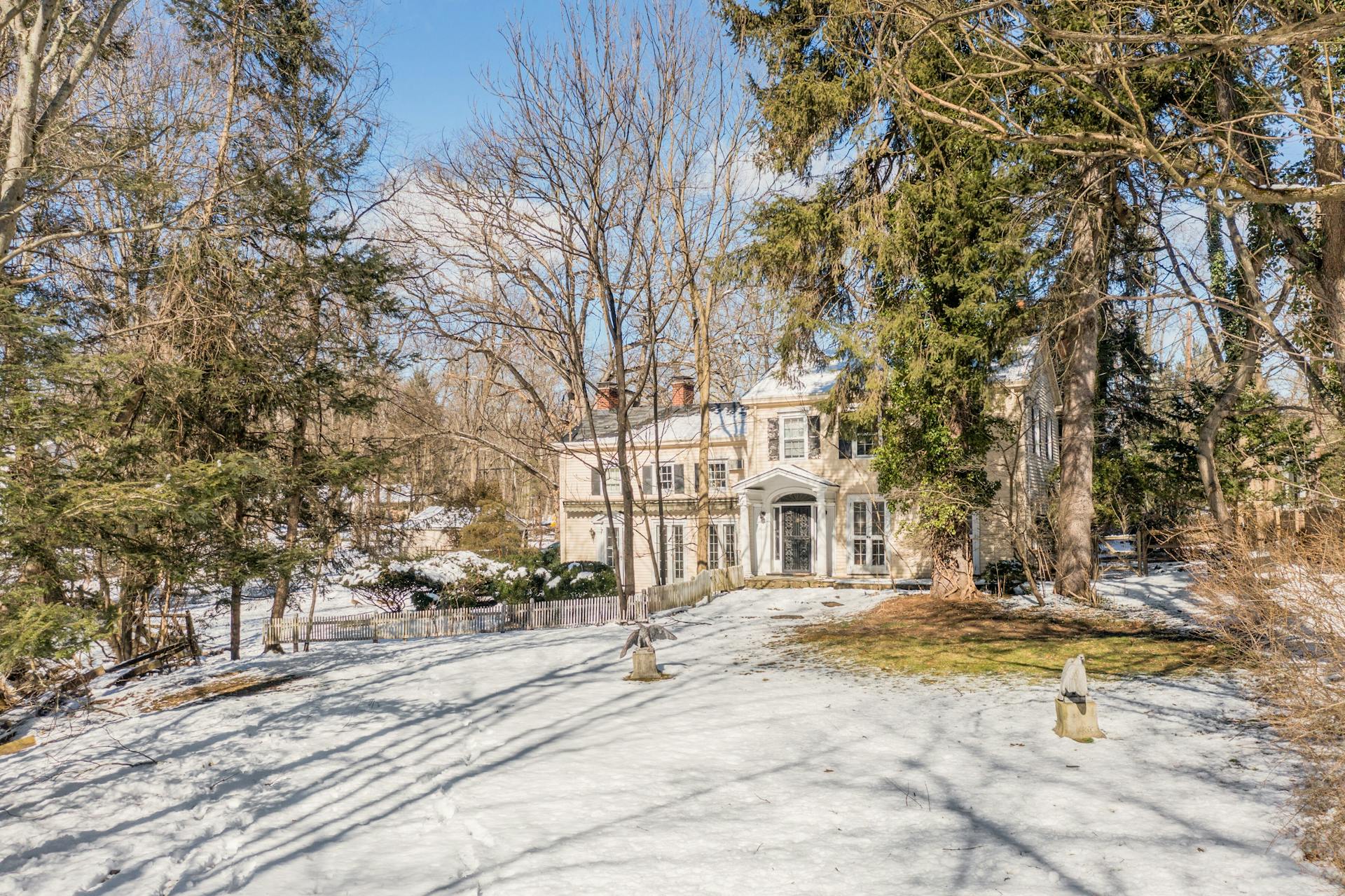 622 East Saddle River Road 