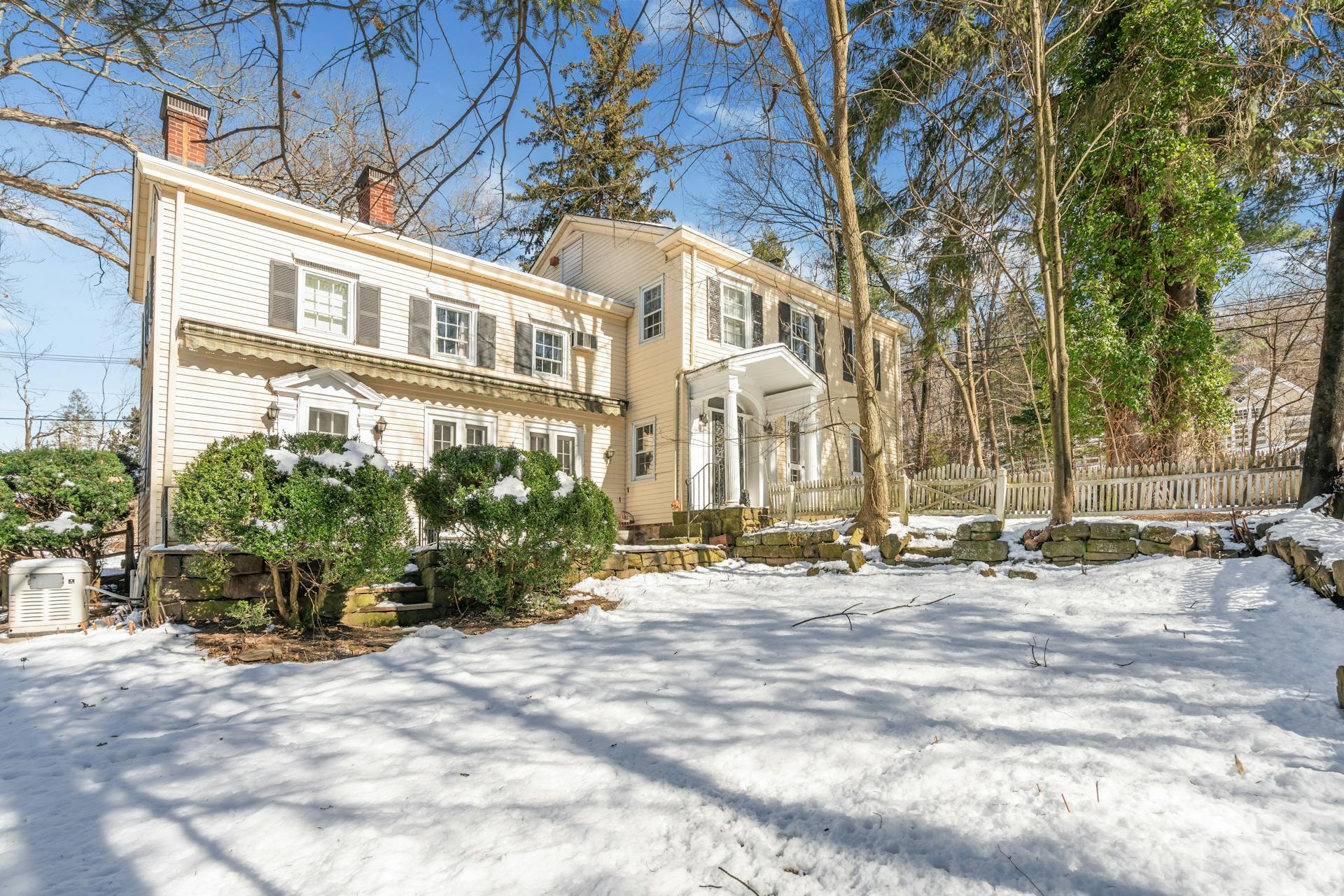 622 East Saddle River Road 