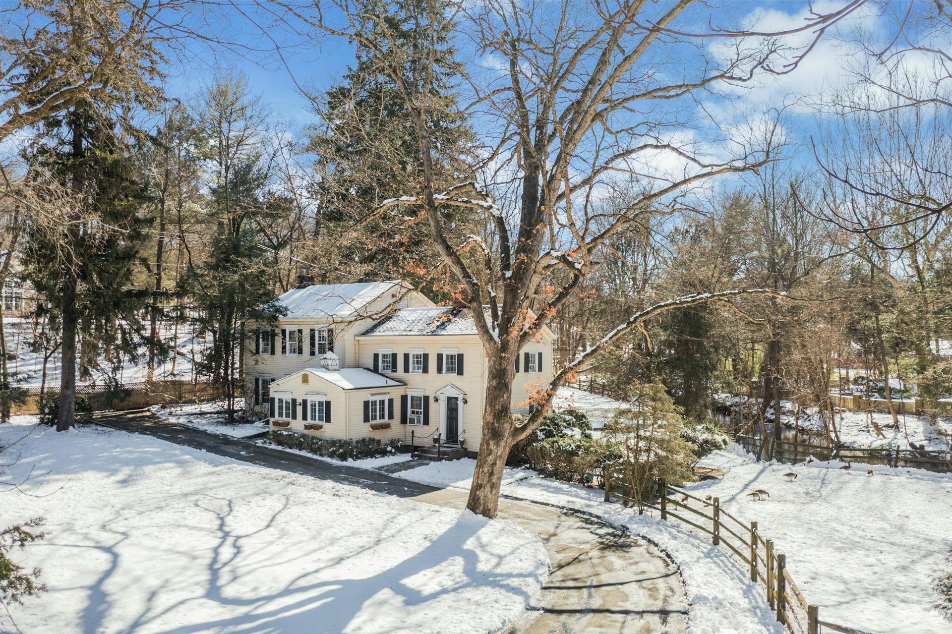 622 East Saddle River Road 