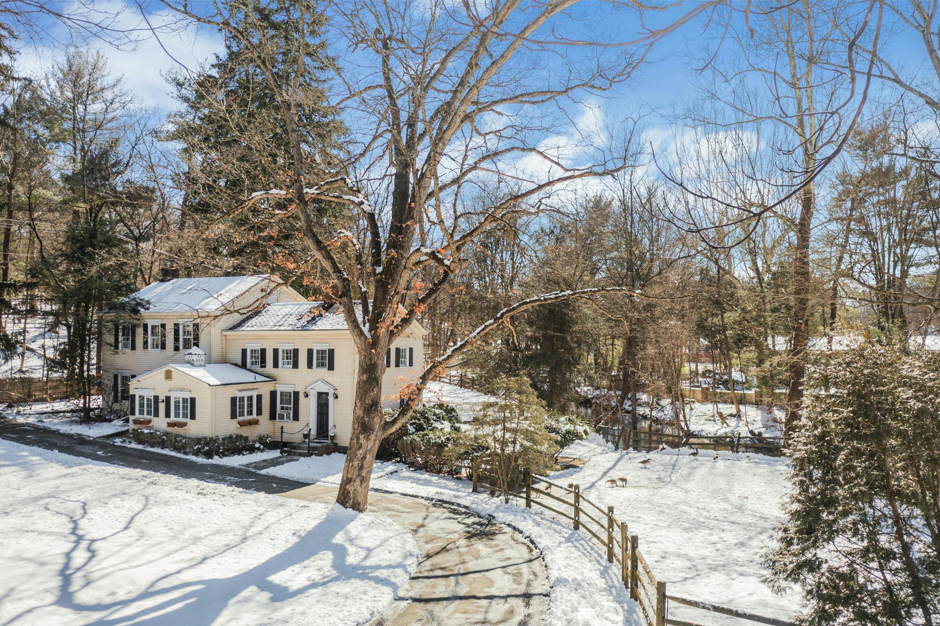 622 East Saddle River Road 