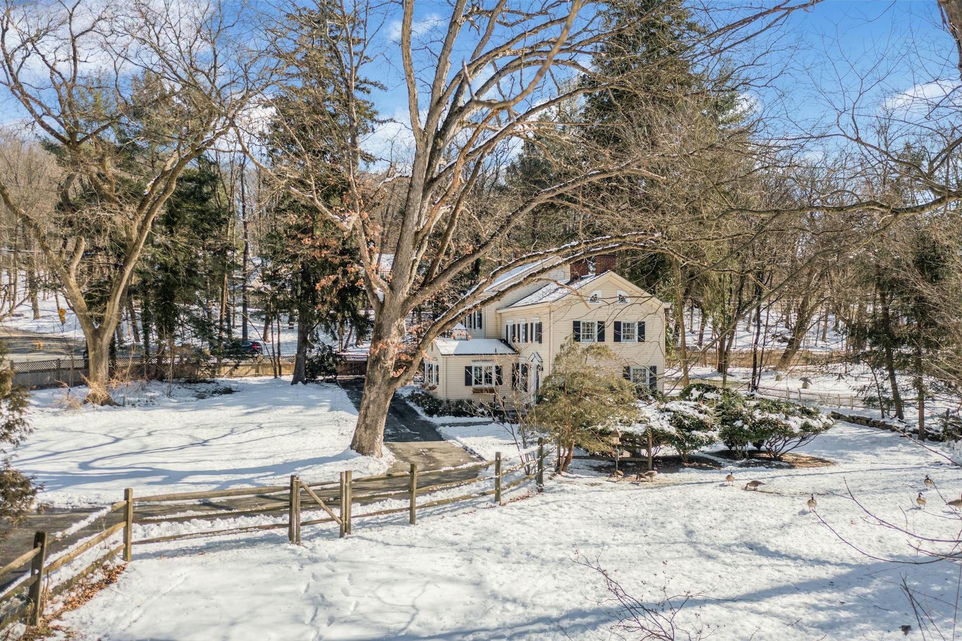 622 East Saddle River Road 