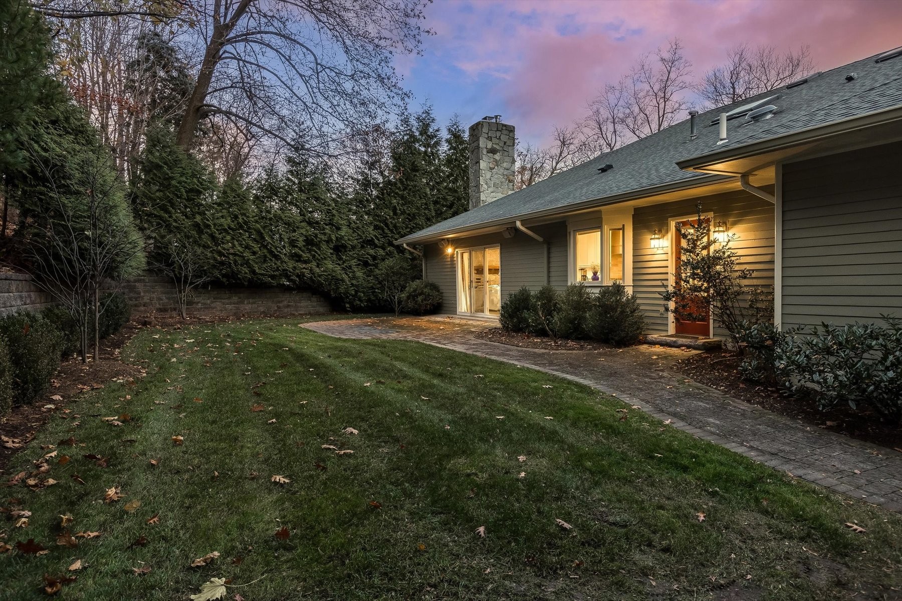 110 South Mountain Avenue 
