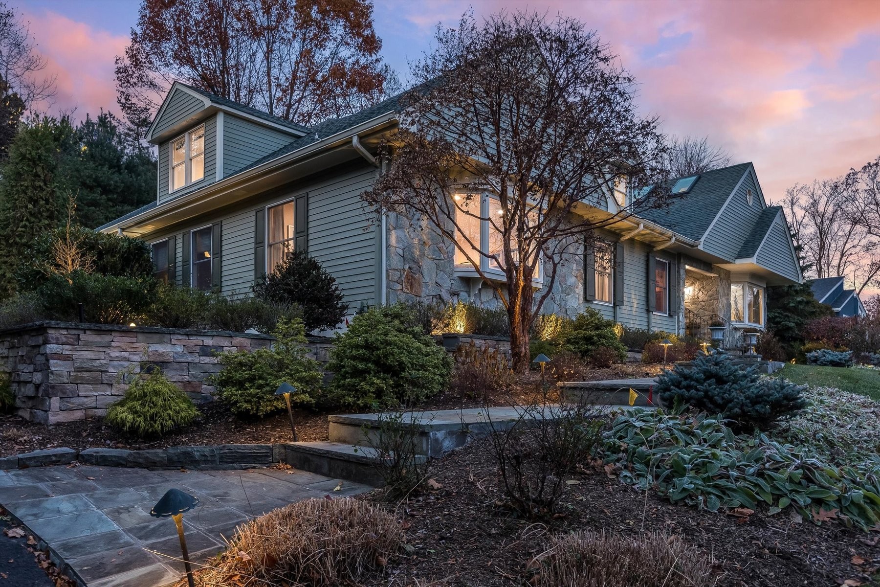 110 South Mountain Avenue 