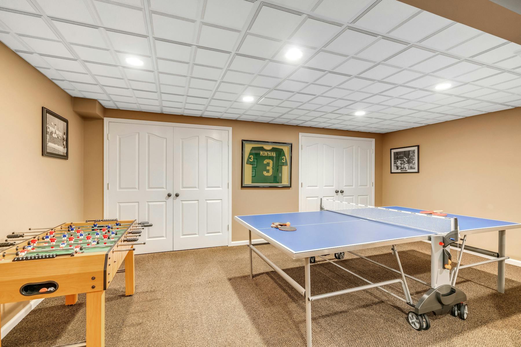 1 Spruce Hollow Road 
