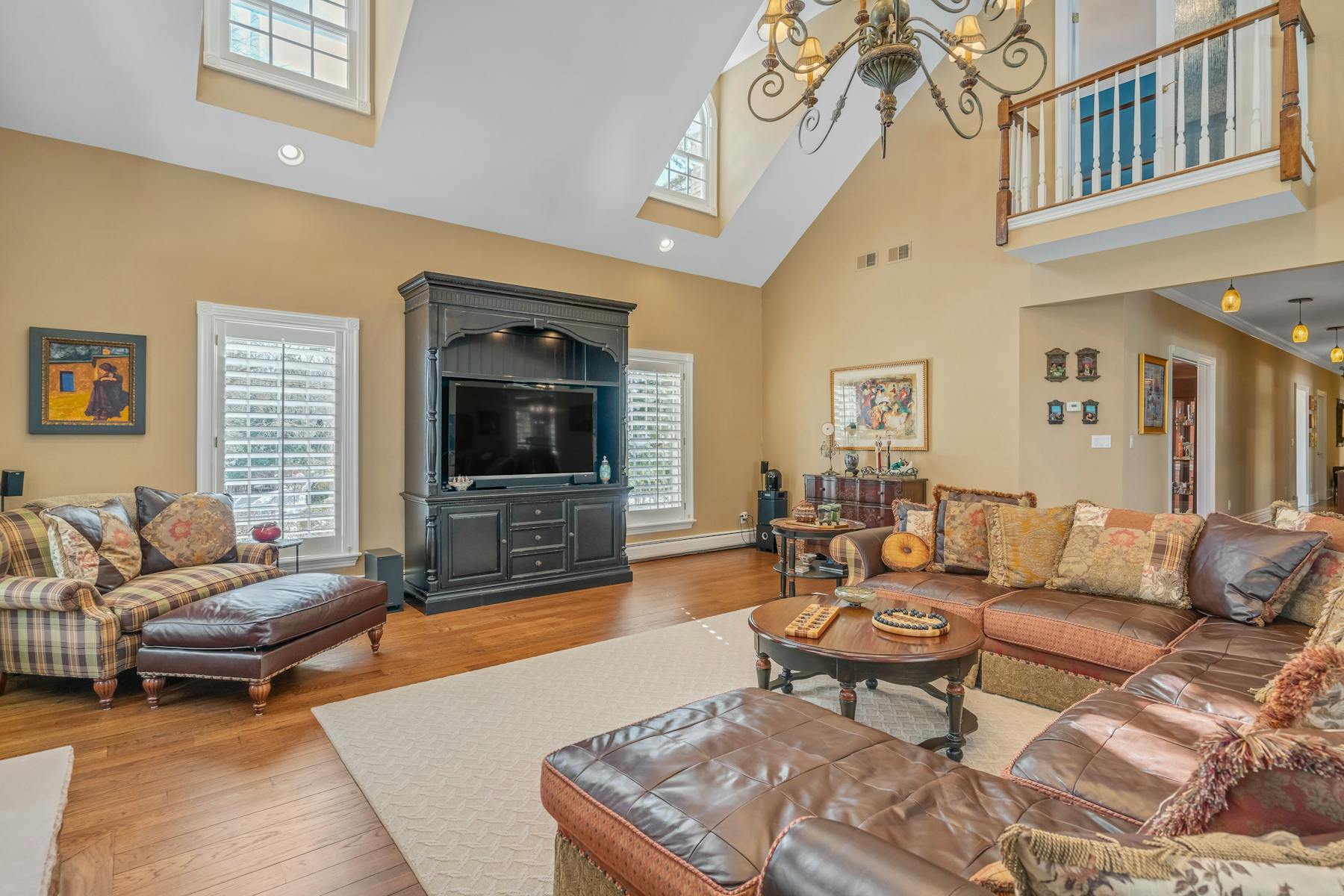 1 Spruce Hollow Road 