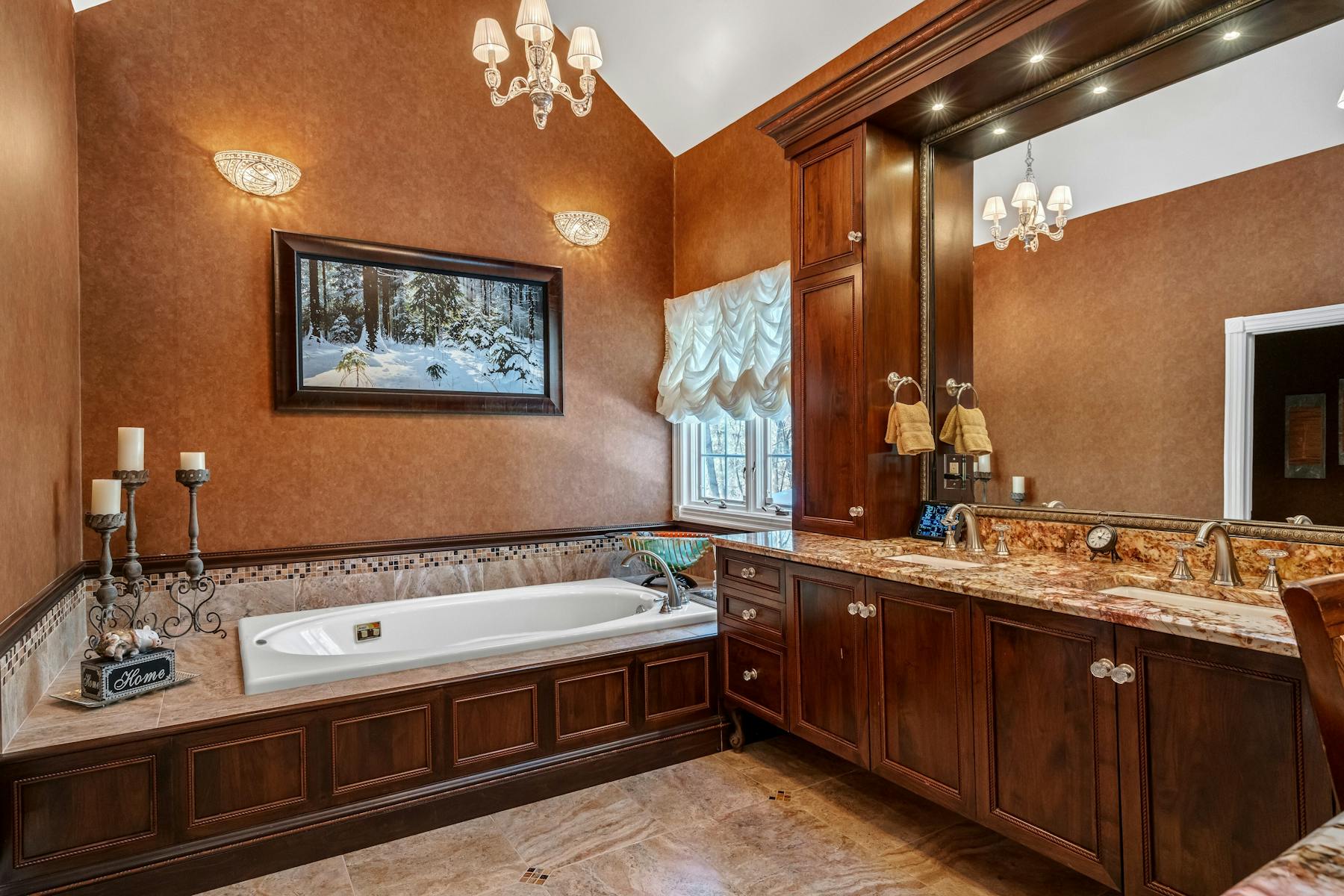 1 Spruce Hollow Road 
