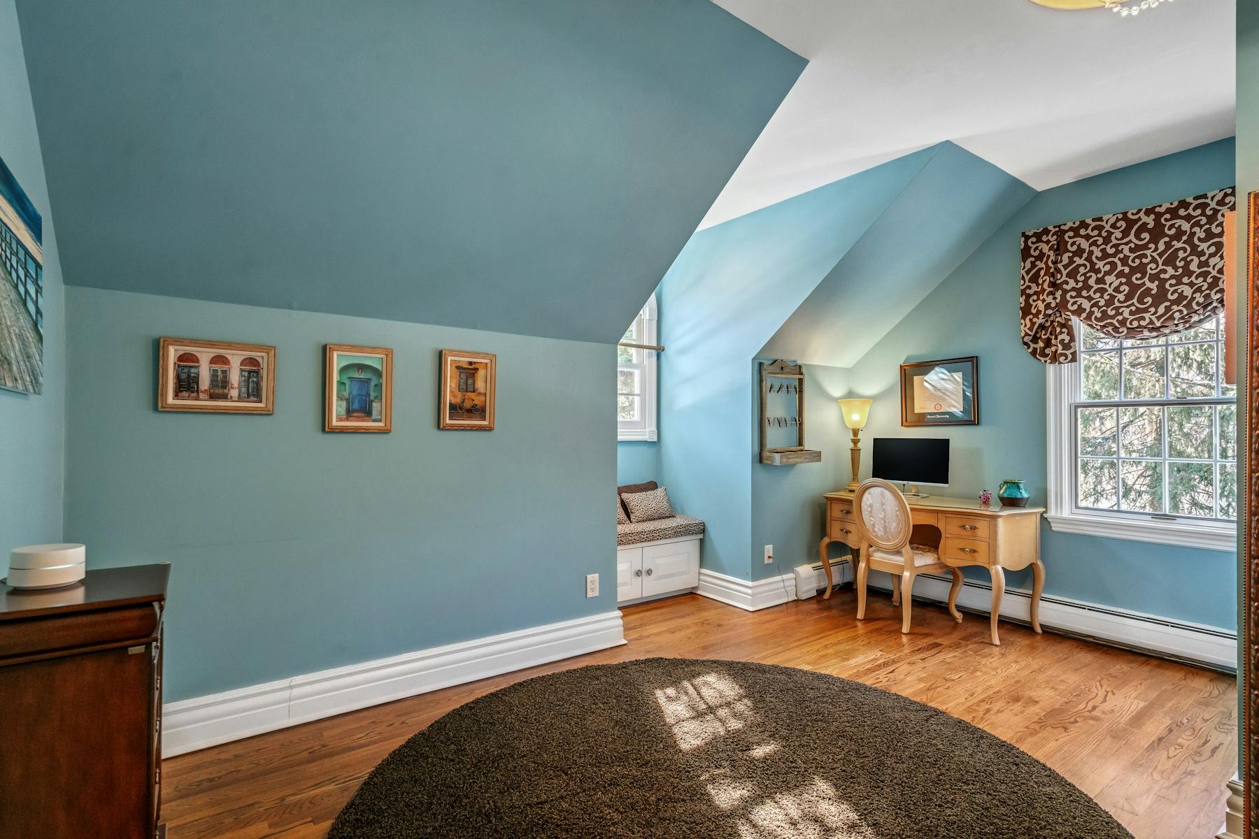 1 Spruce Hollow Road 