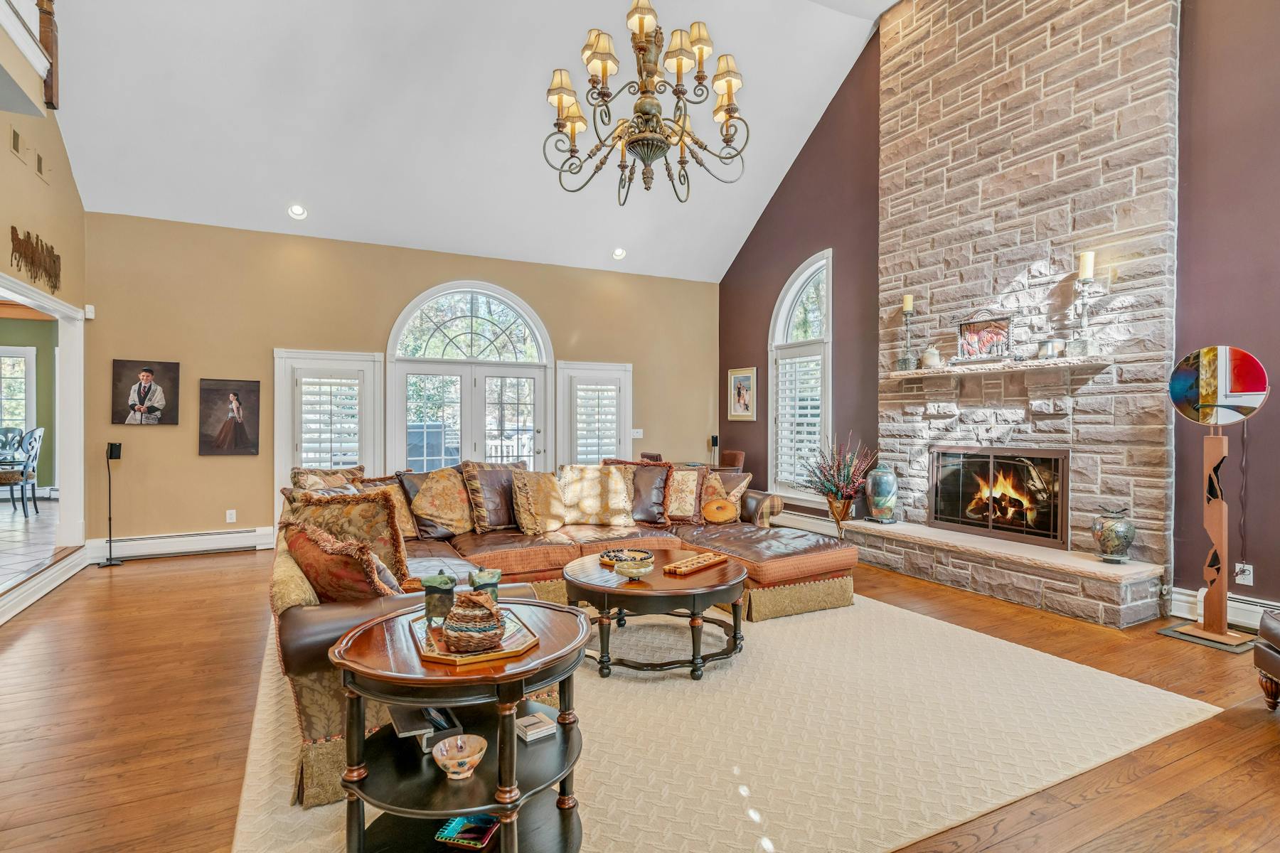 1 Spruce Hollow Road 