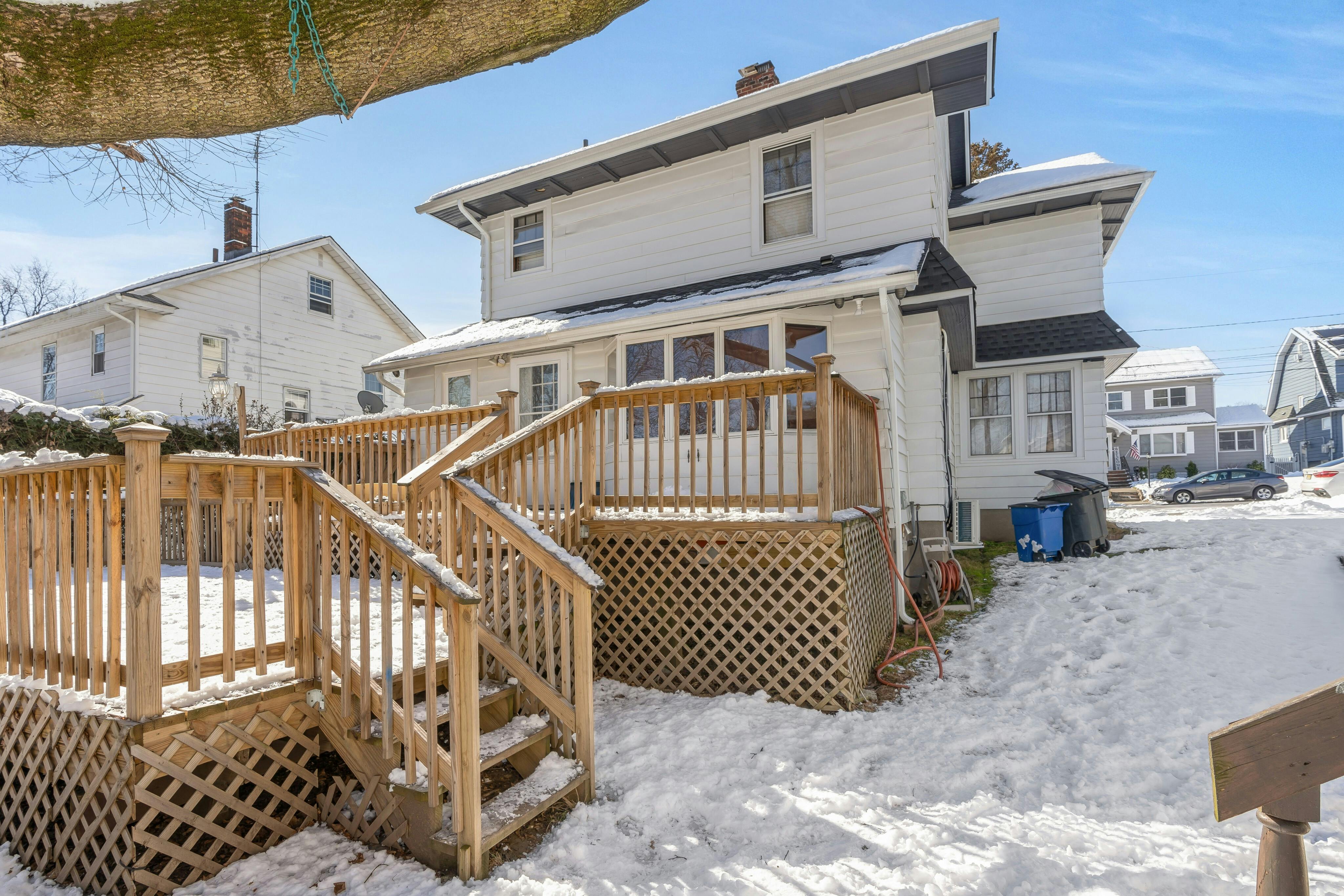 38 Dumont Avenue 