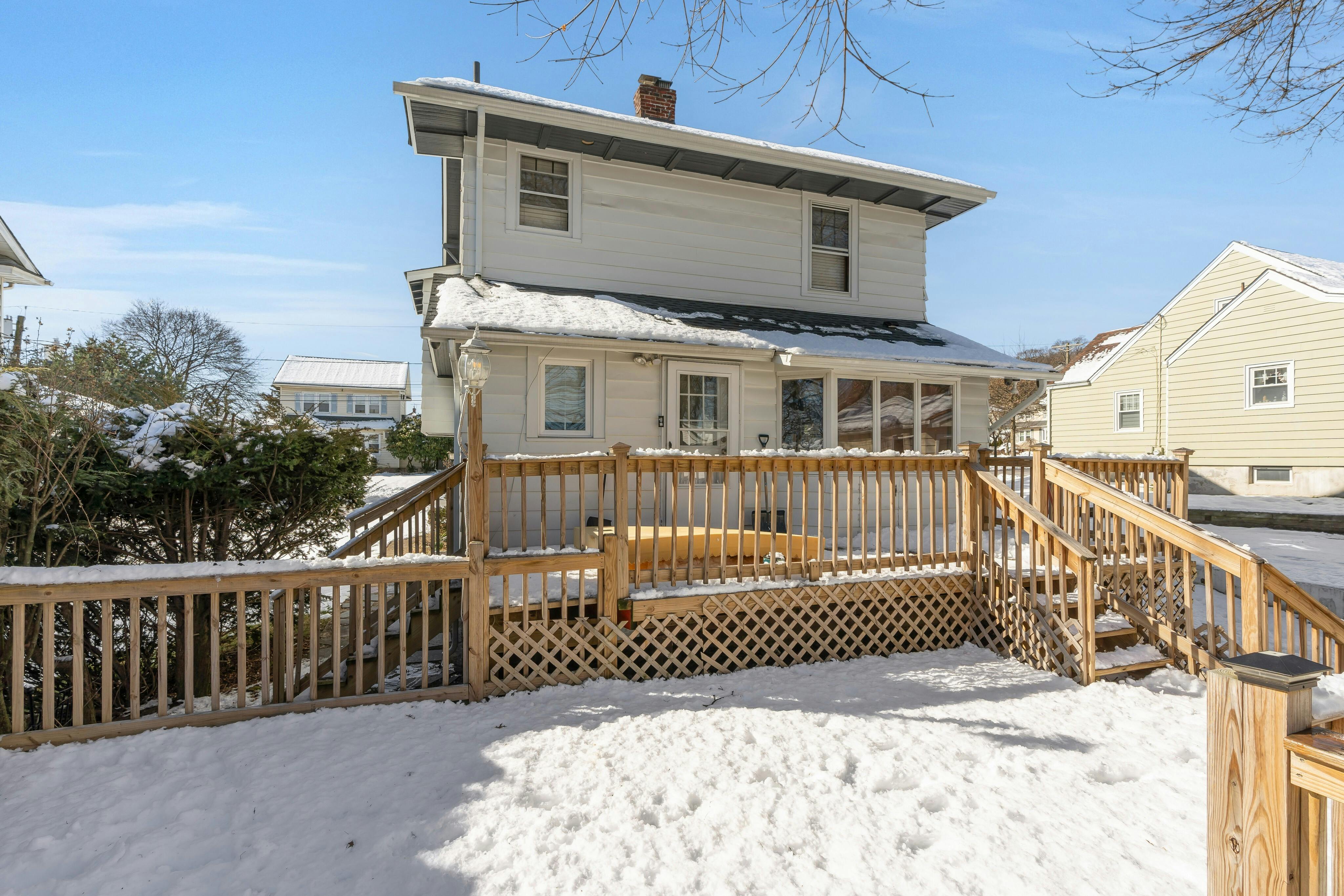 38 Dumont Avenue 