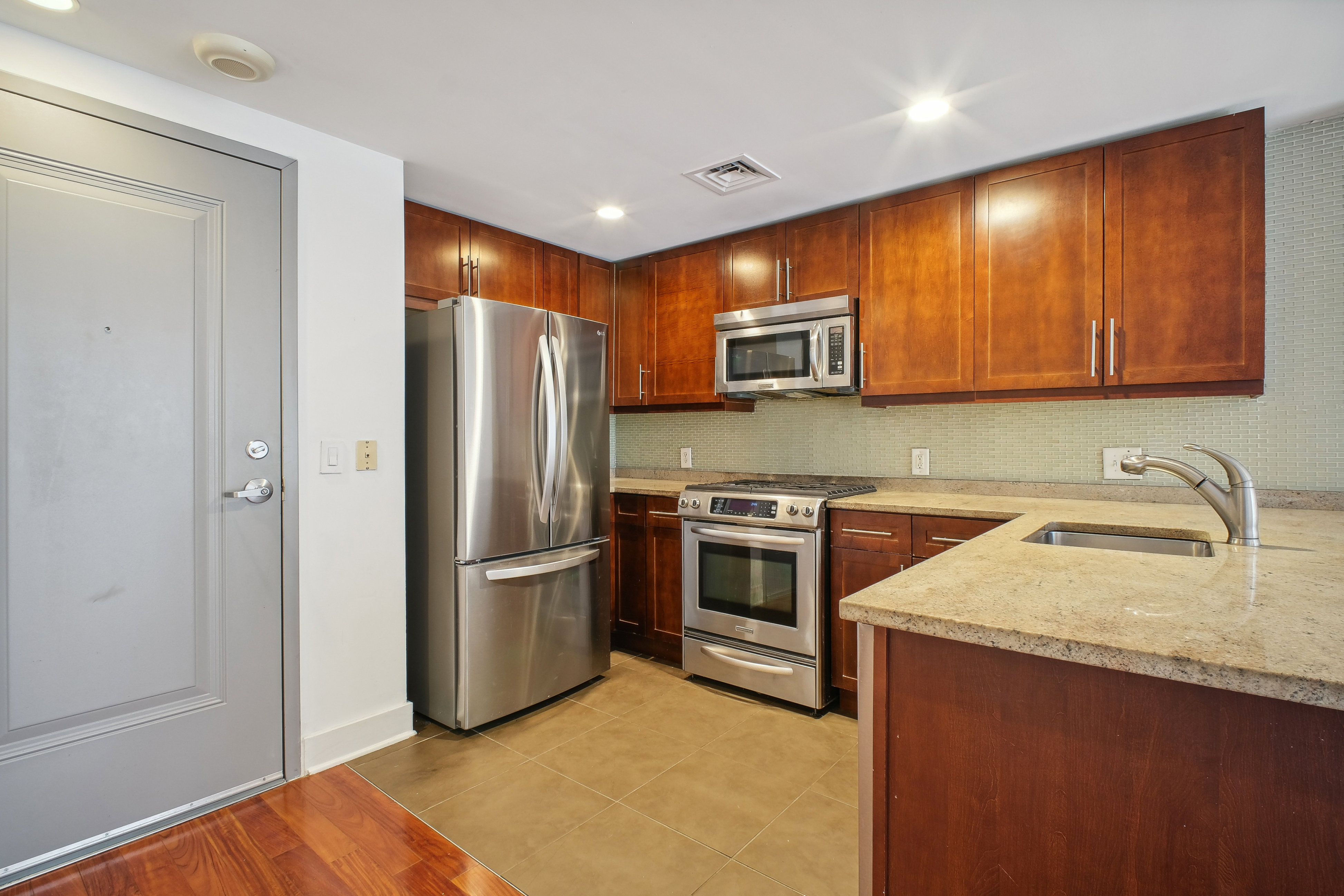 201 Marin Boulevard Unit# 617
