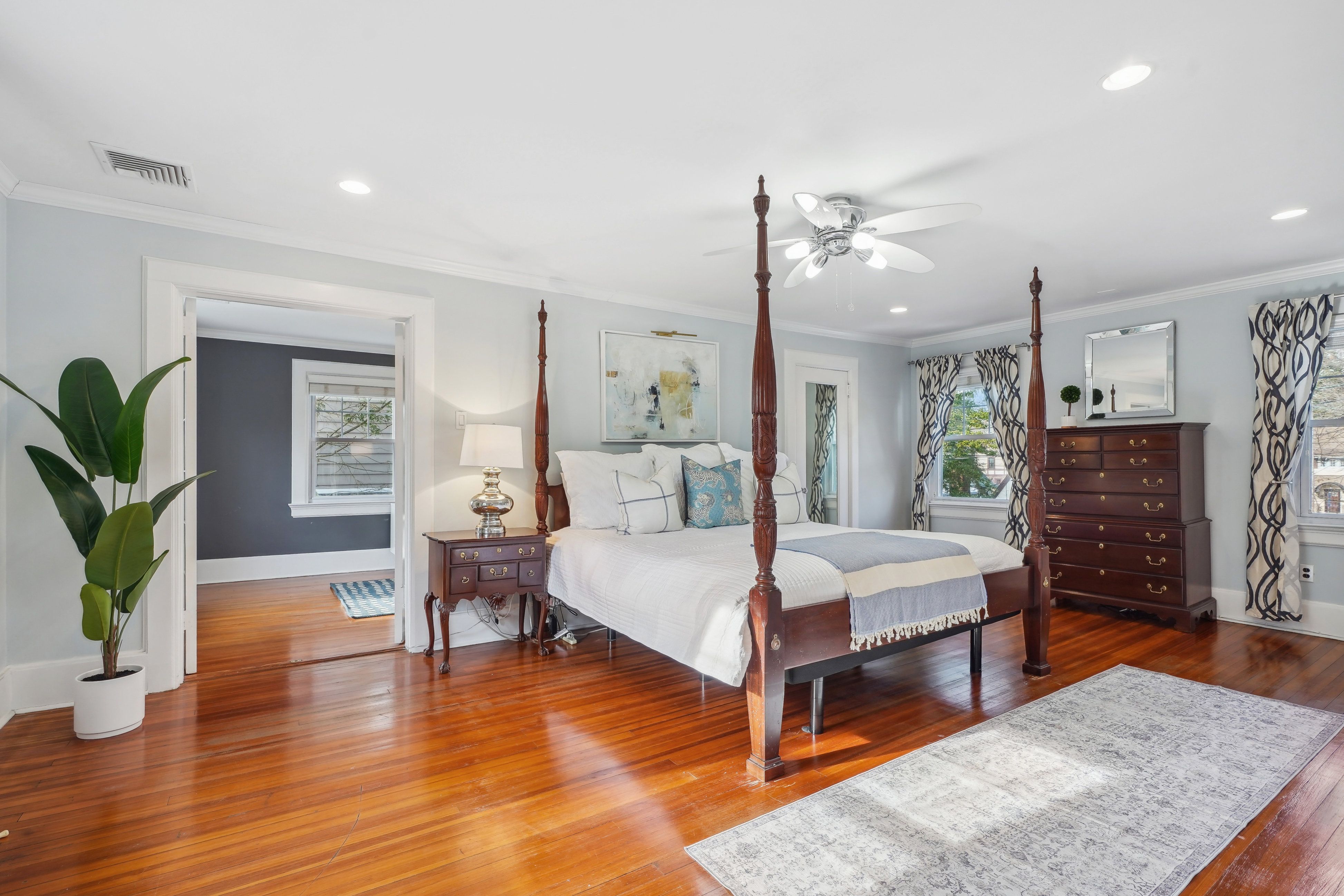 10 Vera Place 