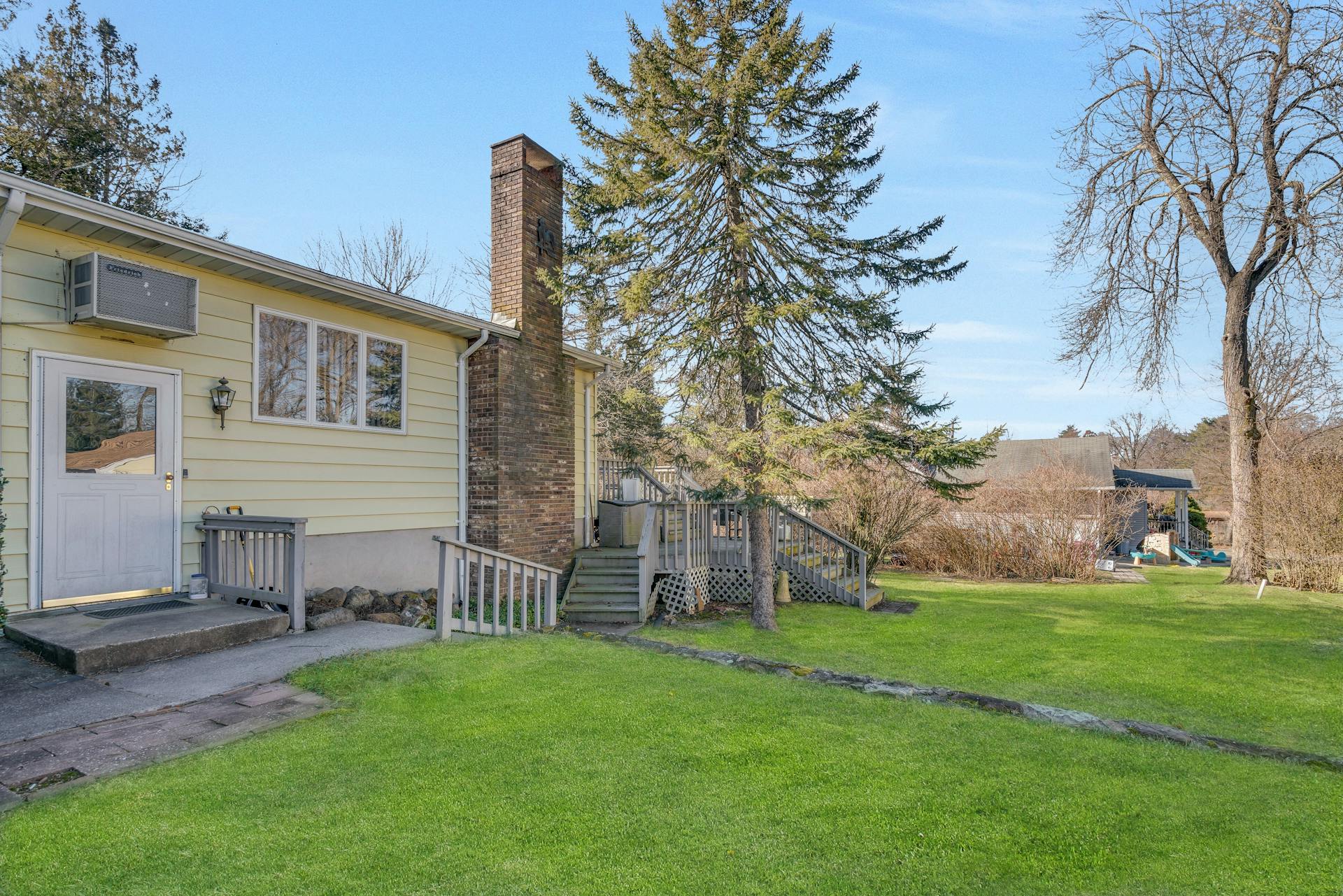 119 Hardenburgh Avenue 