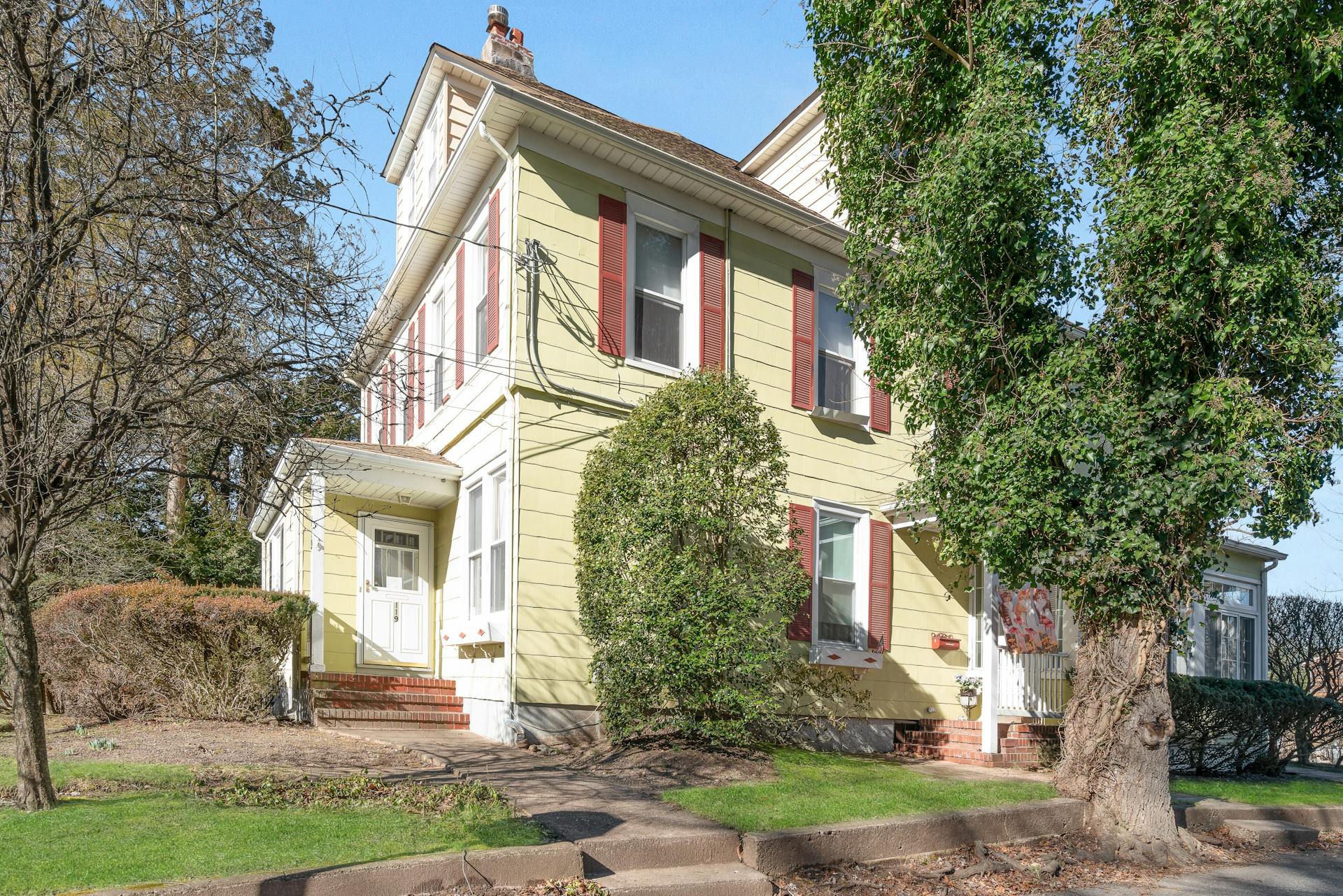 119 Hardenburgh Avenue 