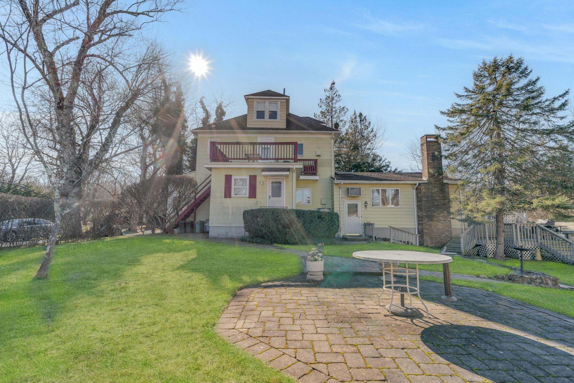 119 Hardenburgh Avenue 